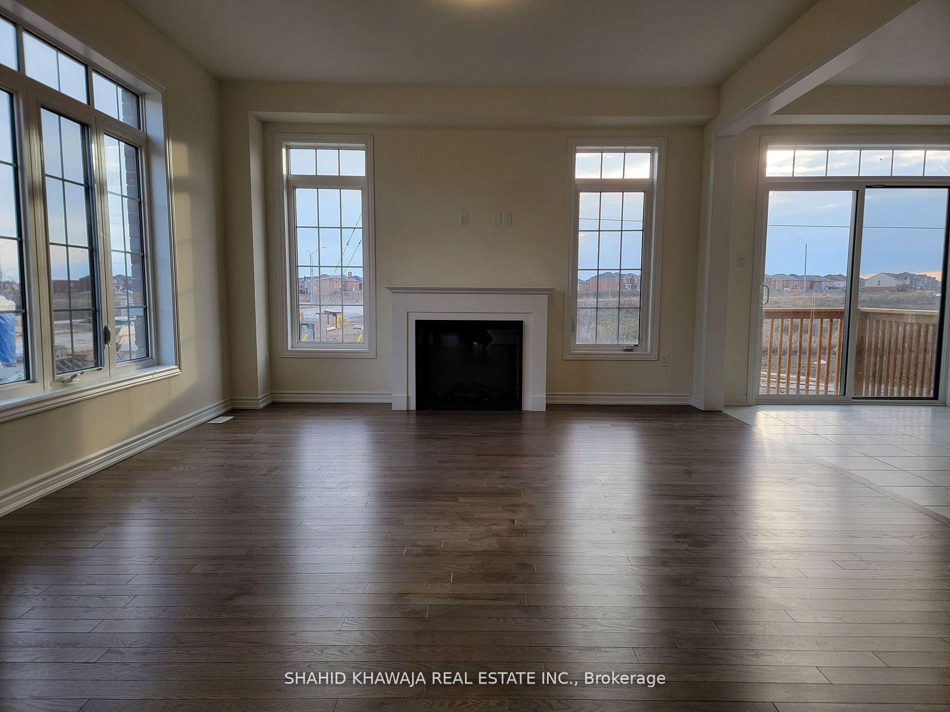 Photo 7 of 322 Valleyway Drive, Brampton, Credit Valley — HOMEH