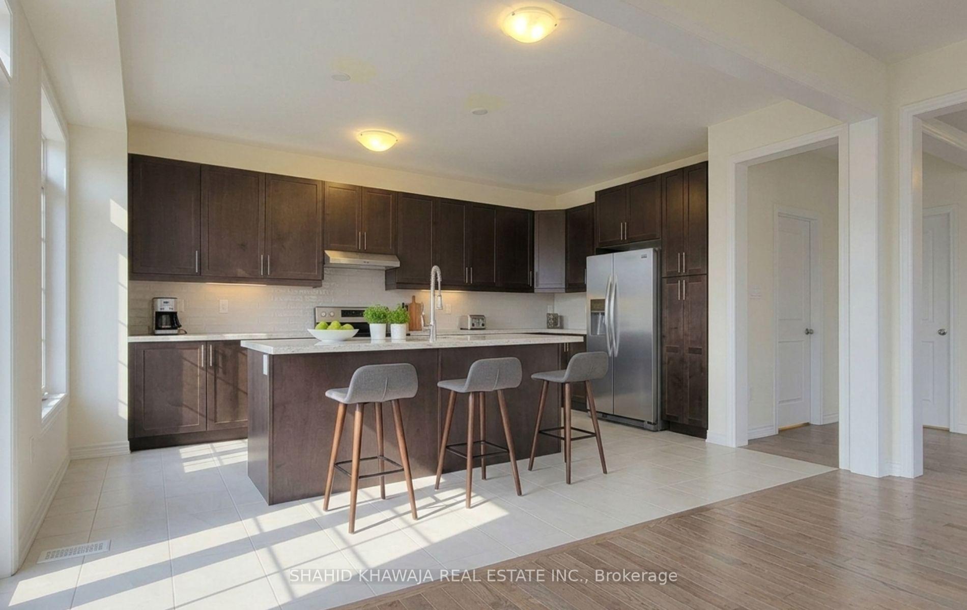 Photo 14 of 322 Valleyway Drive, Brampton, Credit Valley — HOMEH