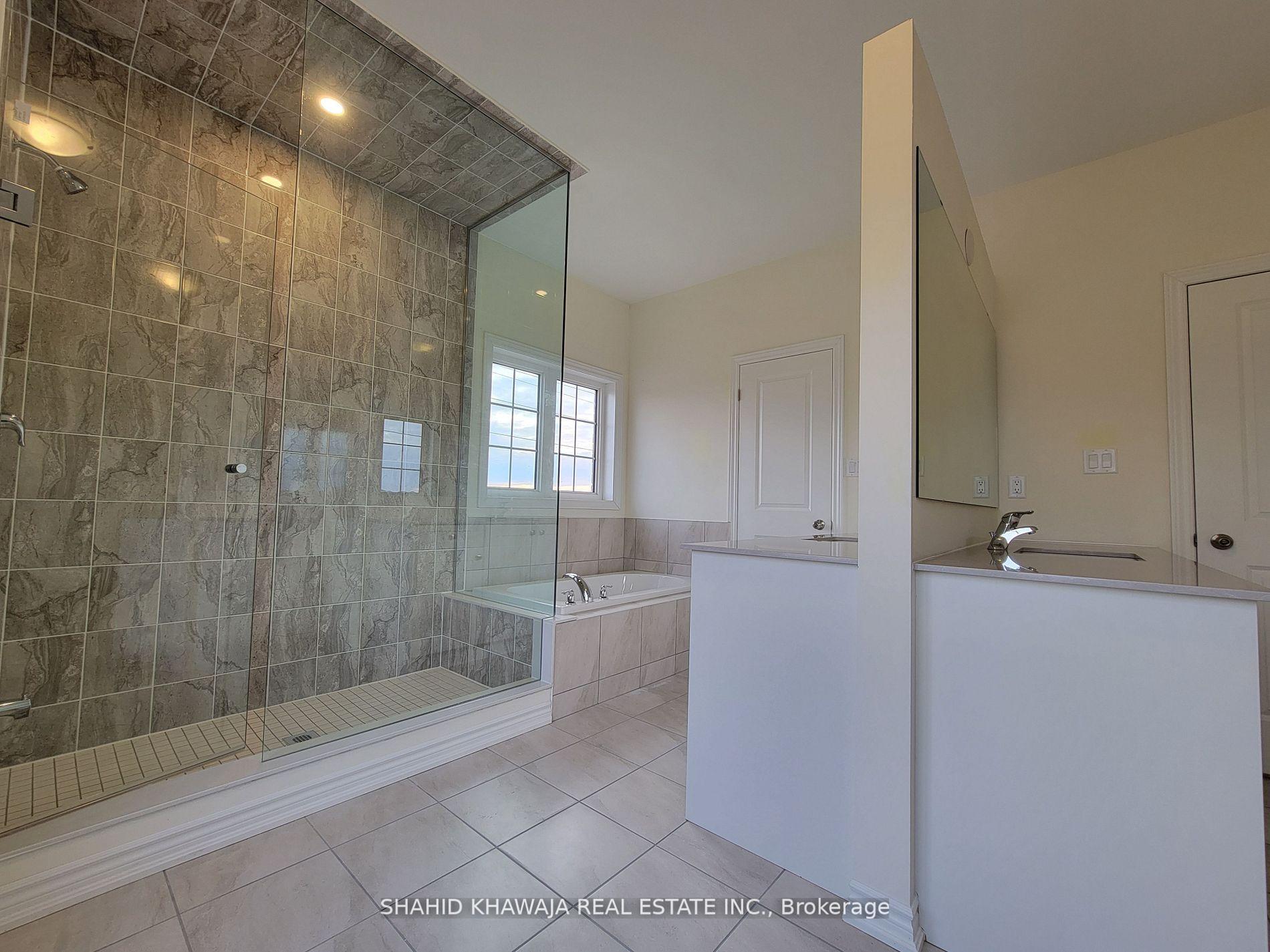 Photo 27 of 322 Valleyway Drive, Brampton, Credit Valley — HOMEH