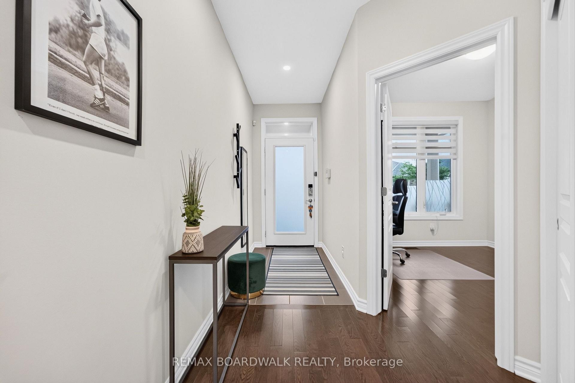Photo 4 of 522 Ace Street, Ottawa, Kanata - Emerald Meadows/Trailwest — HOMEH