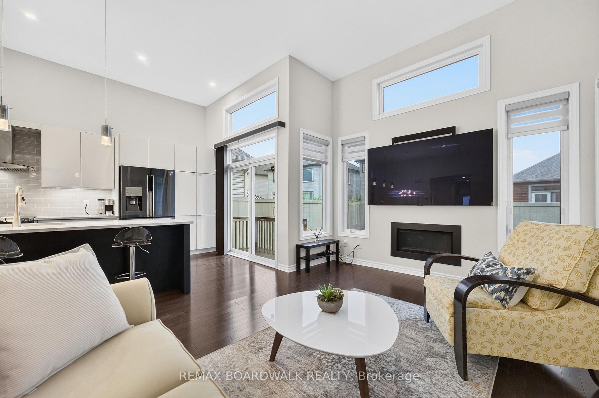 Photo 14 of 522 Ace Street, Ottawa, Kanata - Emerald Meadows/Trailwest — HOMEH