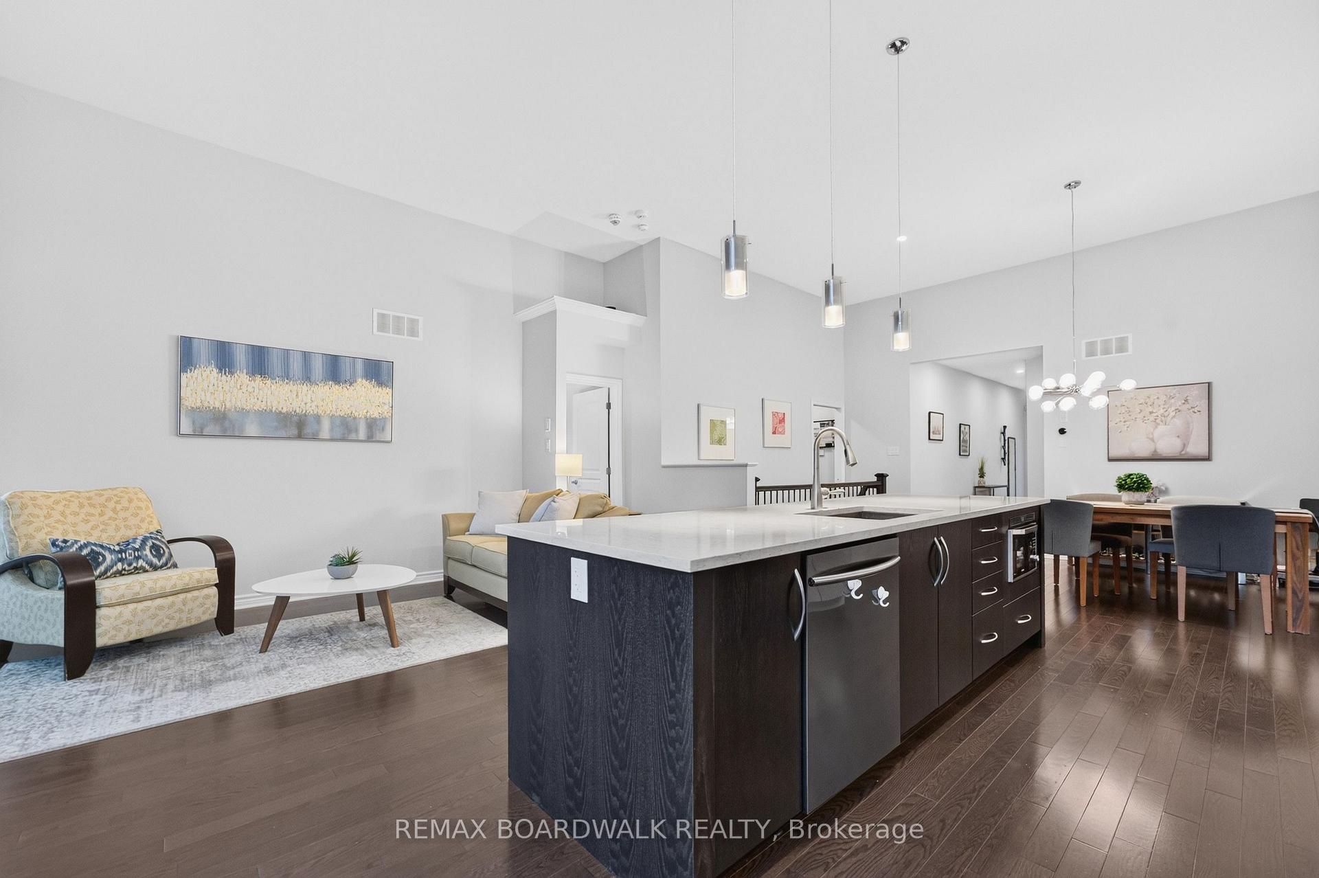 Photo 20 of 522 Ace Street, Ottawa, Kanata - Emerald Meadows/Trailwest — HOMEH