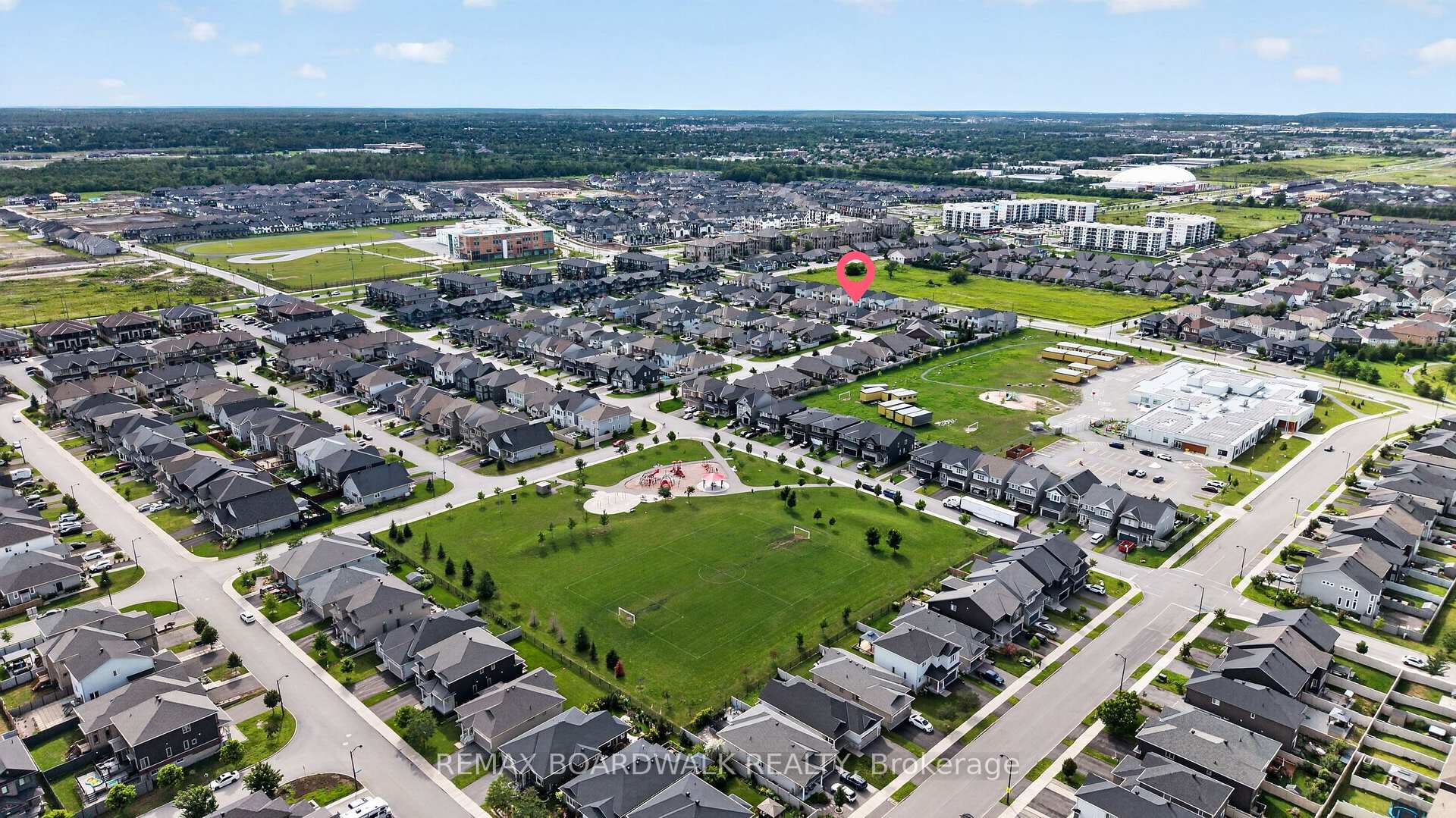 Photo 42 of 522 Ace Street, Ottawa, Kanata - Emerald Meadows/Trailwest — HOMEH