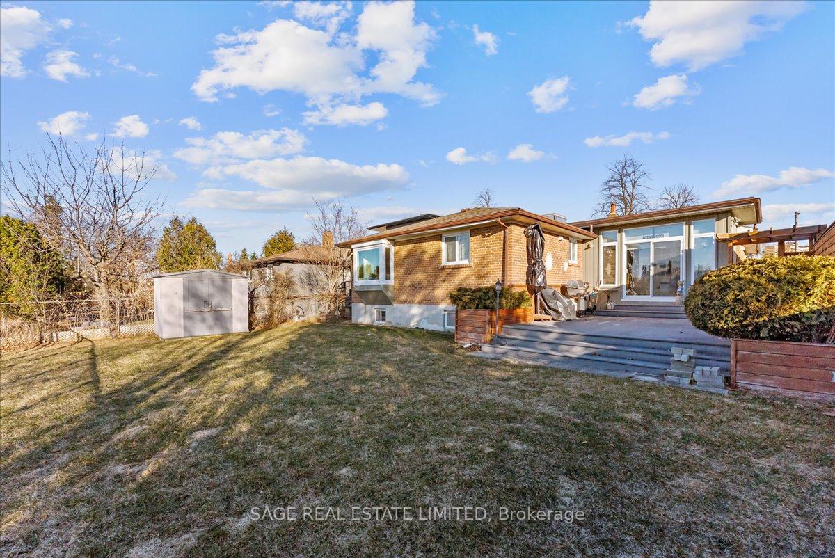 Photo 38 of 27 Kathrose Drive, North York, Pleasant View — HOMEH