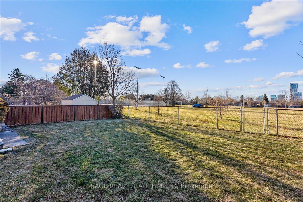 Photo 41 of 27 Kathrose Drive, North York, Pleasant View — HOMEH