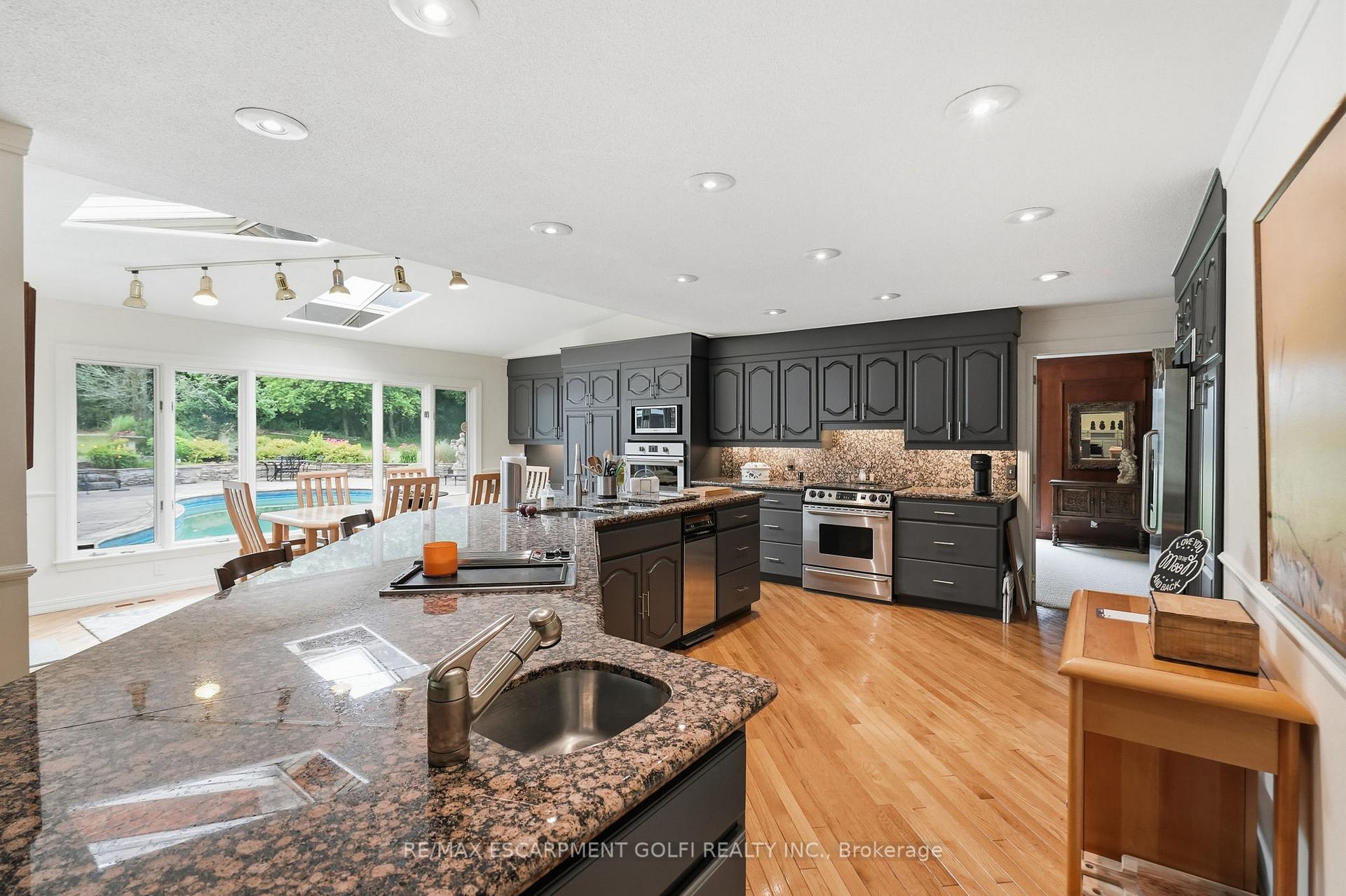 Photo 5 of 545 German School Road, Brant, South Dumfries — HOMEH