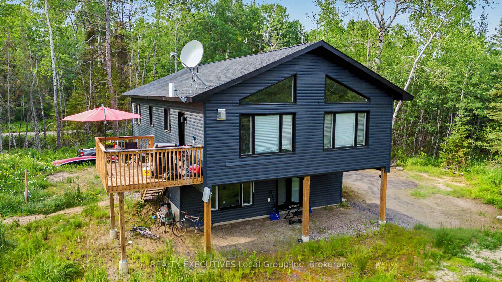 Photo of 575 Hart Road