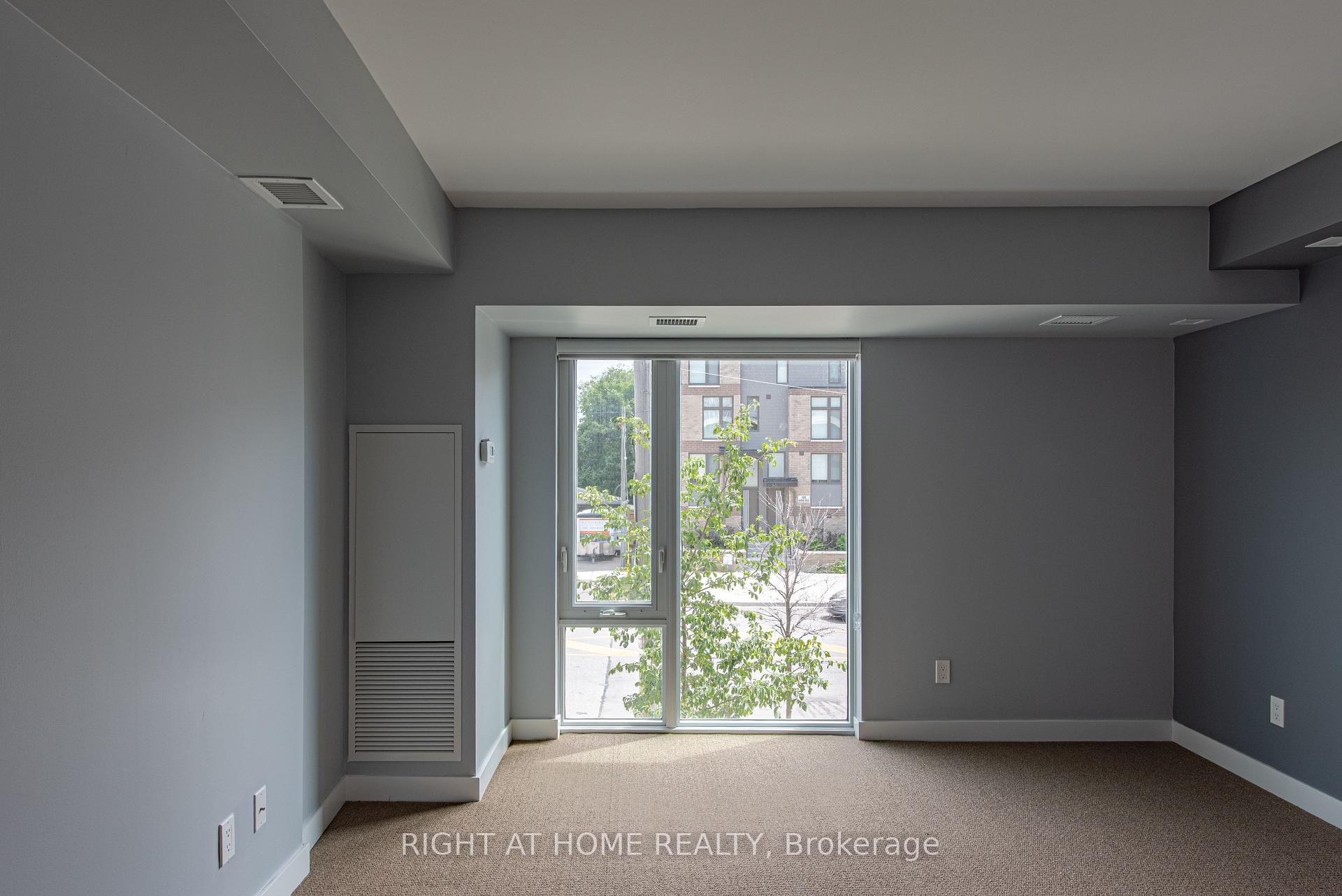 Photo 18 of Unit 101, 118 Varna Drive, Toronto, Englemount-Lawrence — HOMEH