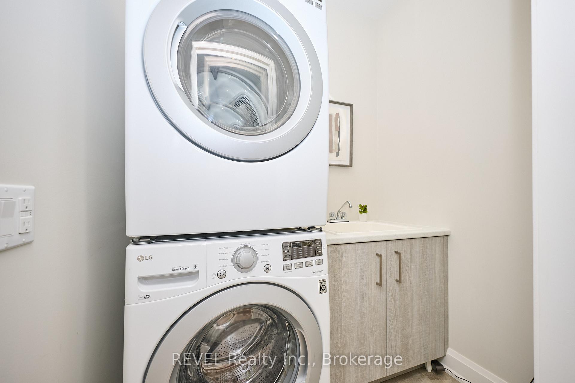 Photo 7 of Unit 19, 9245 Shoveller Drive, Niagara Falls, Forestview — HOMEH