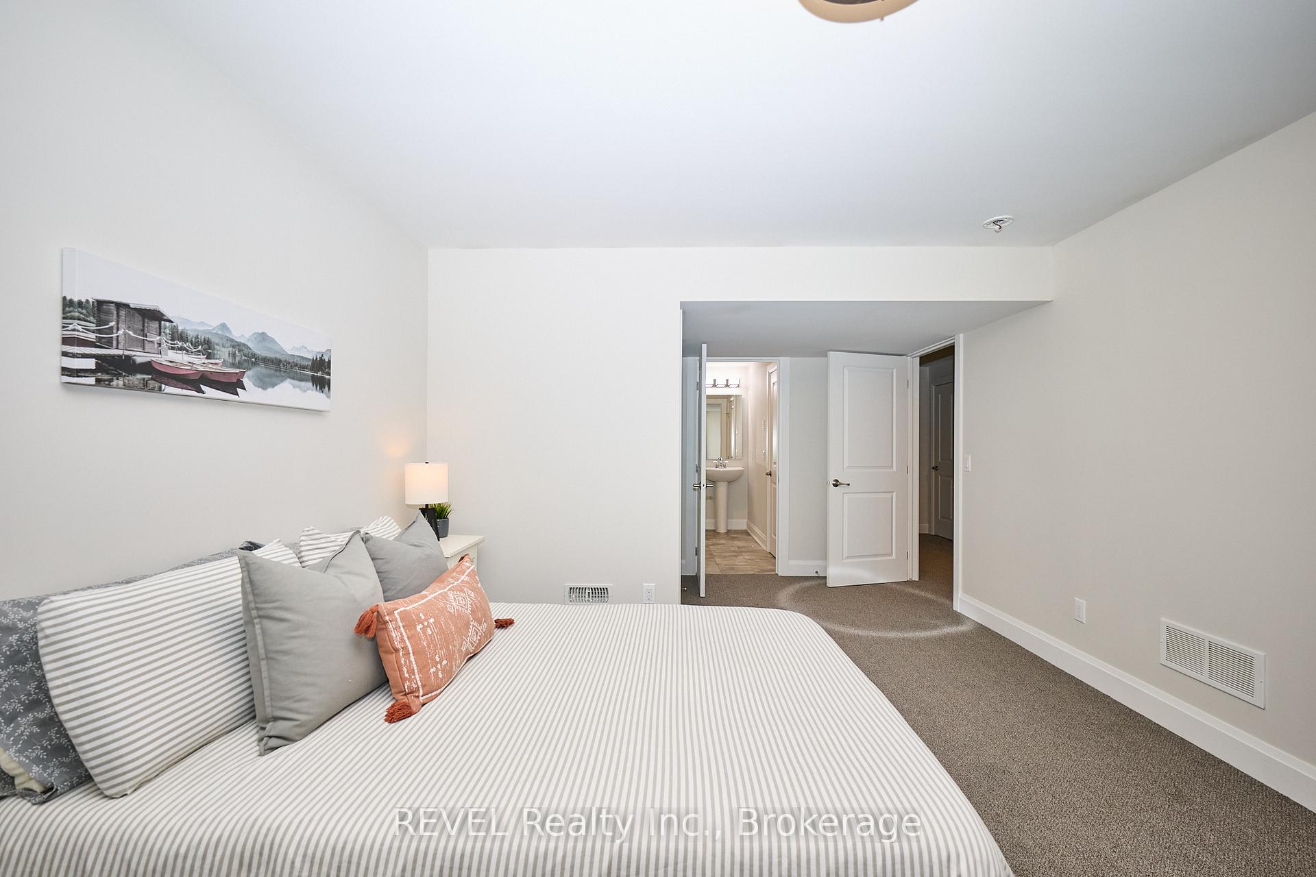 Photo 36 of Unit 19, 9245 Shoveller Drive, Niagara Falls, Forestview — HOMEH