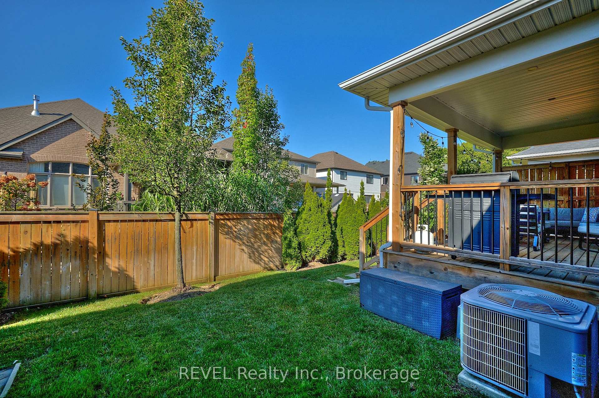 Photo 43 of Unit 19, 9245 Shoveller Drive, Niagara Falls, Forestview — HOMEH