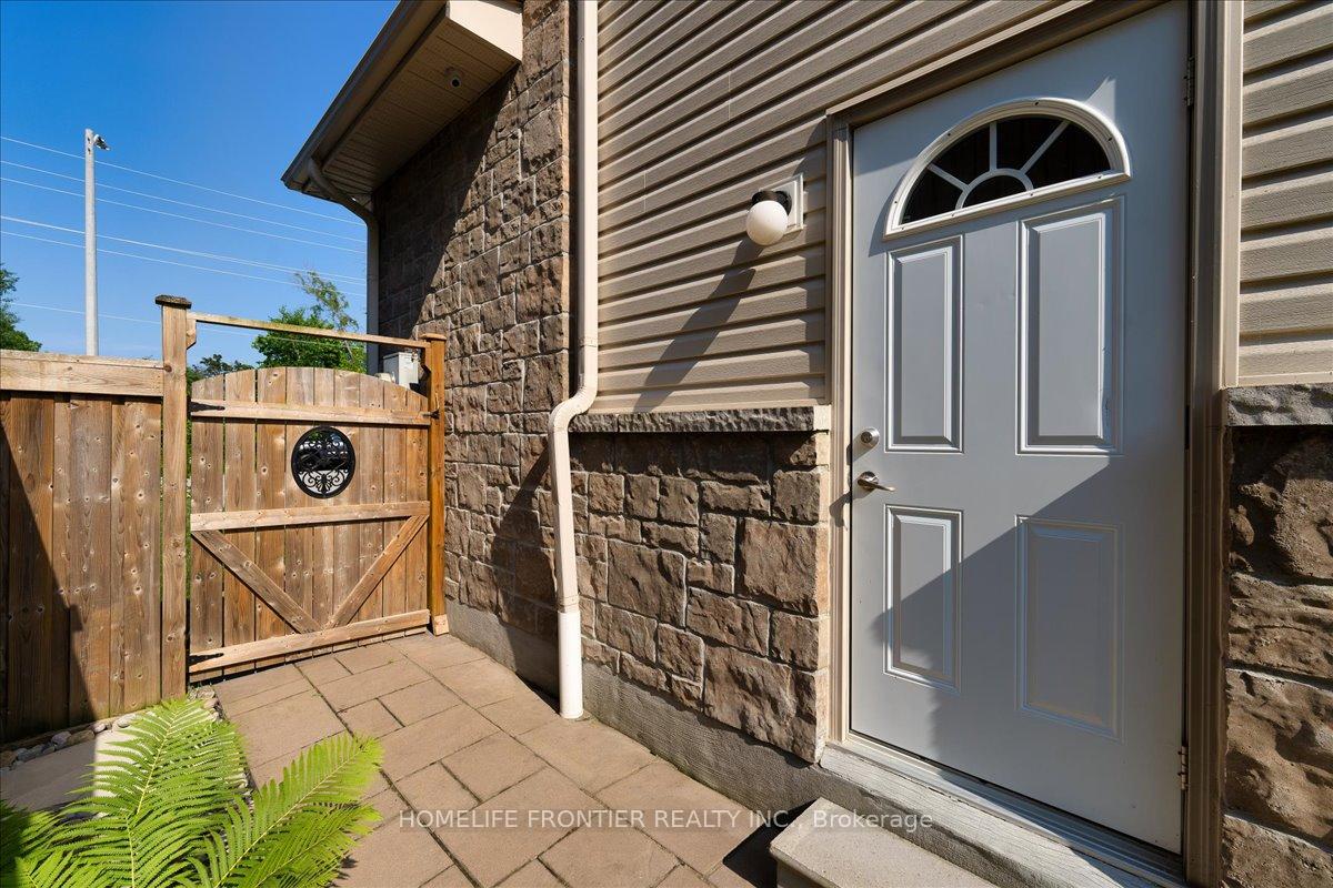 Photo 32 of 1664 Moyer Avenue, Innisfil, Alcona — HOMEH