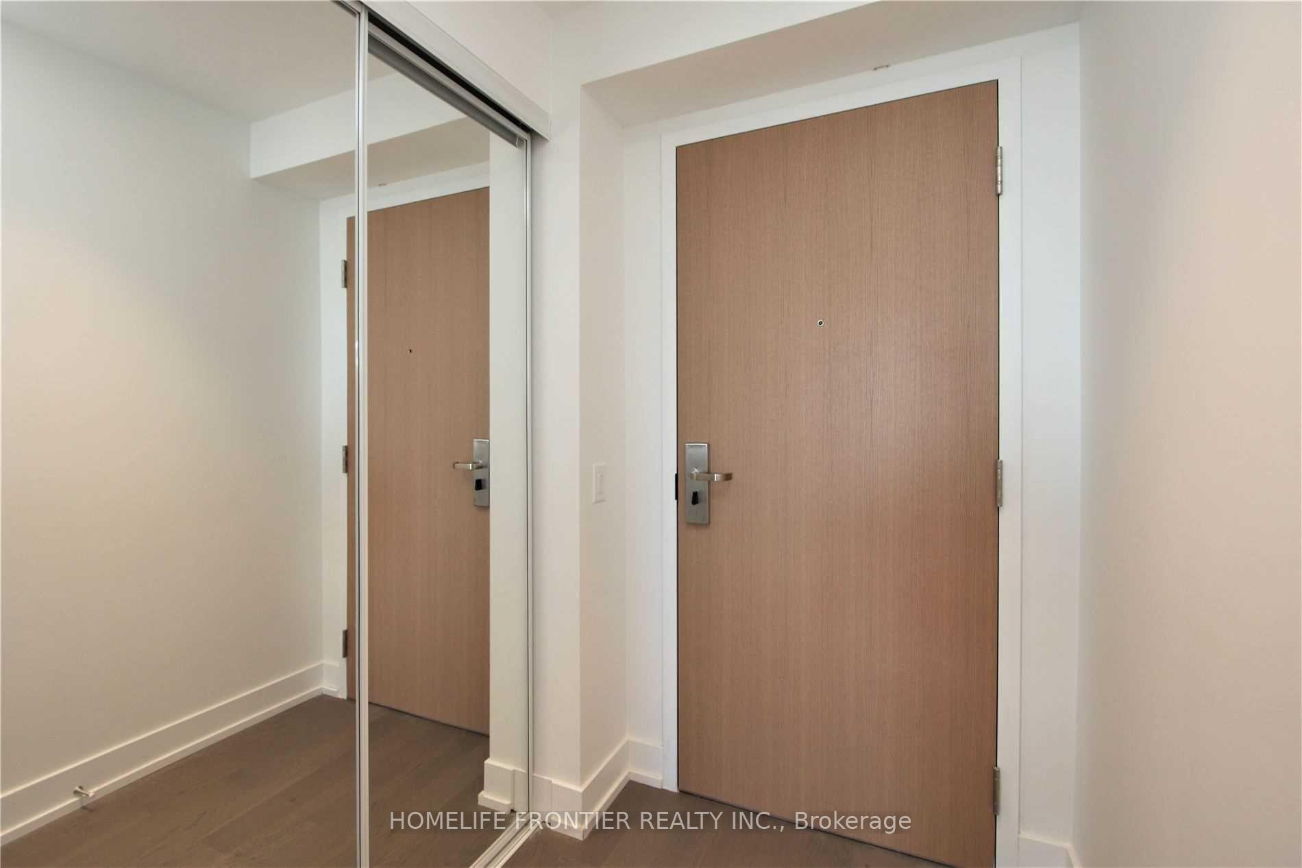 Photo 2 of Unit 4712, 7 Grenville Street, Toronto, Bay Street Corridor — HOMEH