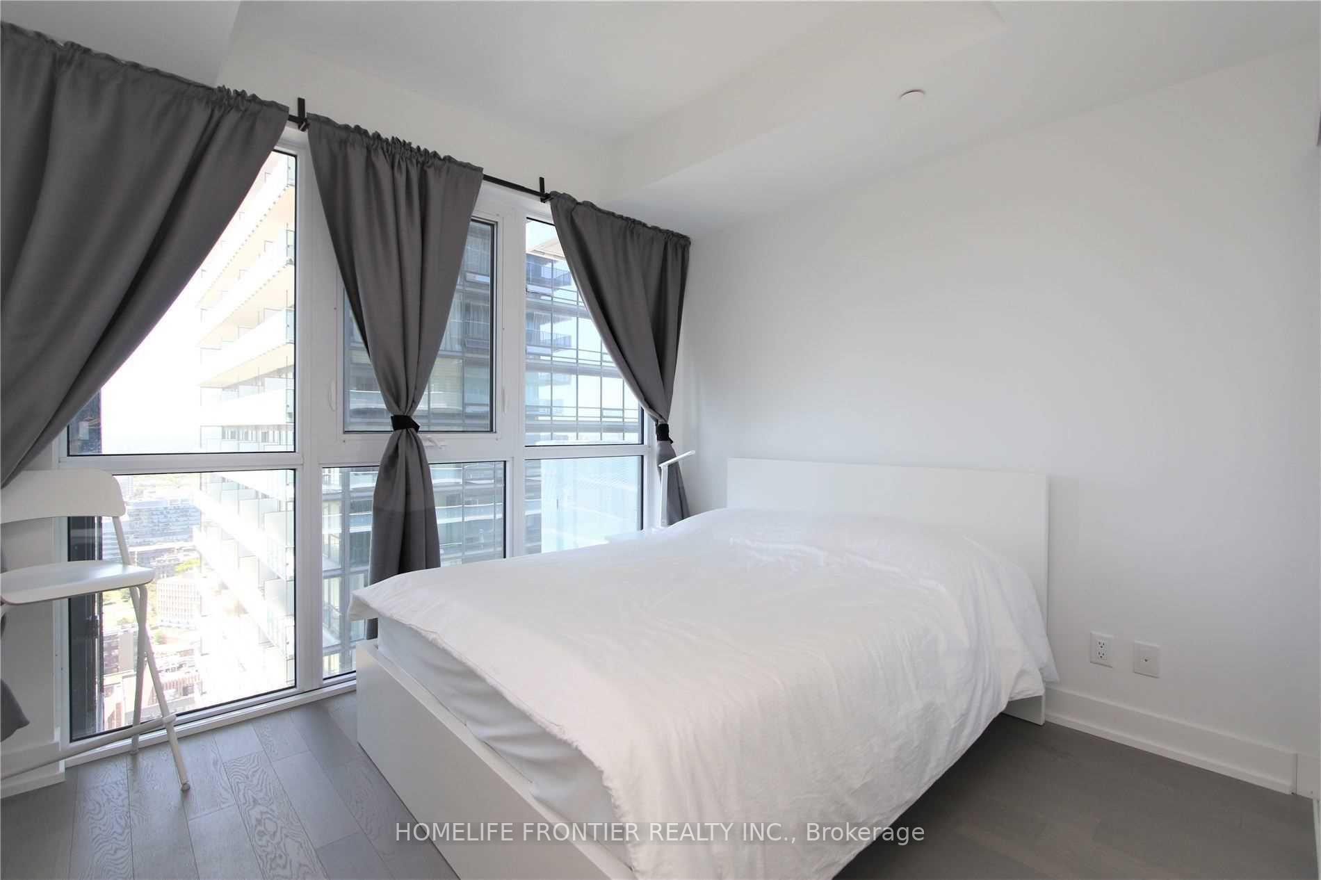 Photo 7 of Unit 4712, 7 Grenville Street, Toronto, Bay Street Corridor — HOMEH