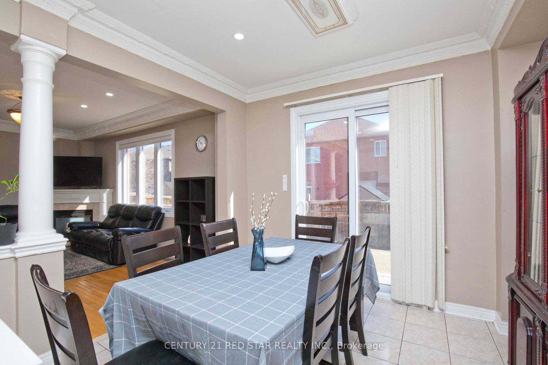 Photo 18 of 3 Okanagan Drive, Brampton, Sandringham-Wellington — HOMEH