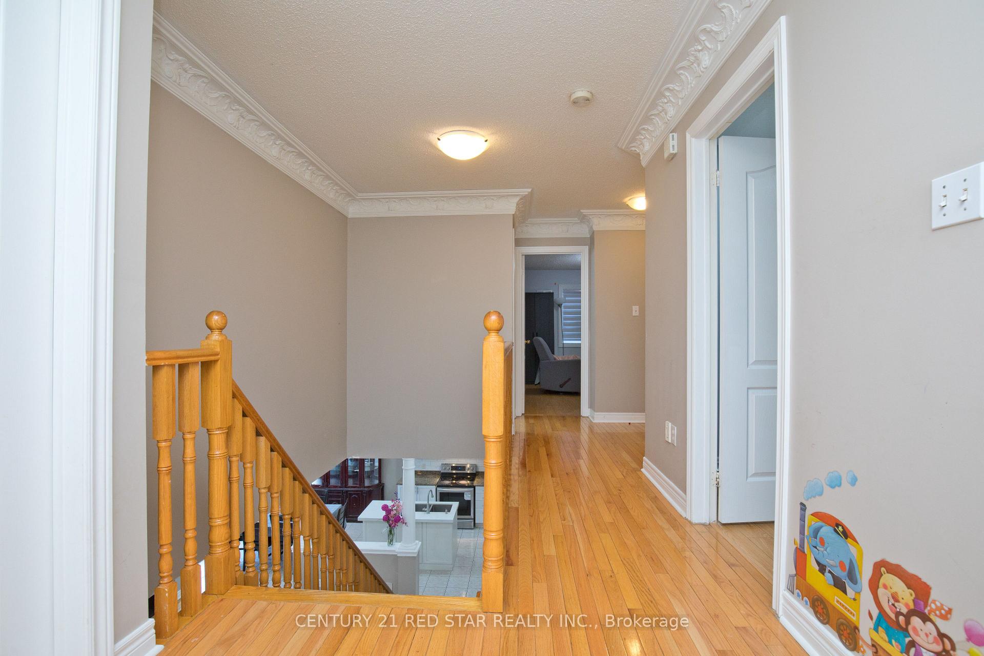Photo 29 of 3 Okanagan Drive, Brampton, Sandringham-Wellington — HOMEH