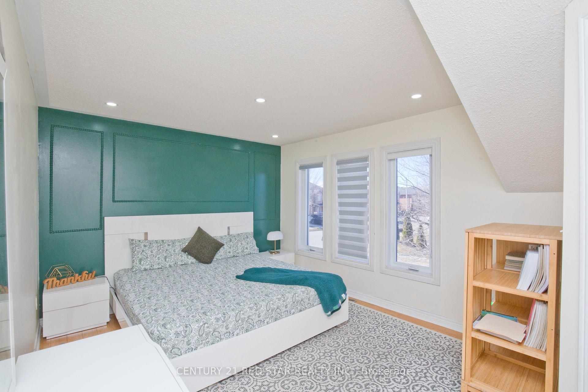 Photo 36 of 3 Okanagan Drive, Brampton, Sandringham-Wellington — HOMEH