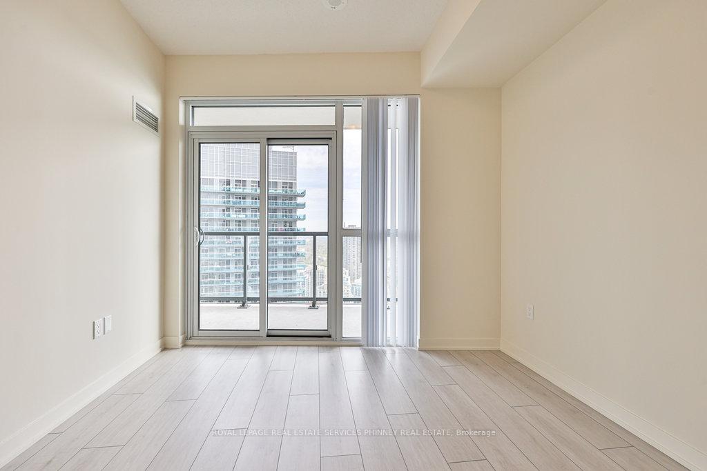 Photo 13 of Unit 3701, 38 Annie Craig Drive, Etobicoke, Mimico — HOMEH