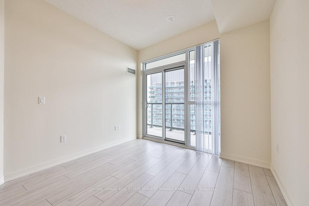 Photo 14 of Unit 3701, 38 Annie Craig Drive, Etobicoke, Mimico — HOMEH