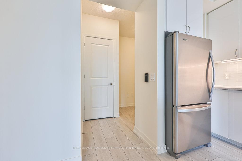 Photo 19 of Unit 3701, 38 Annie Craig Drive, Etobicoke, Mimico — HOMEH