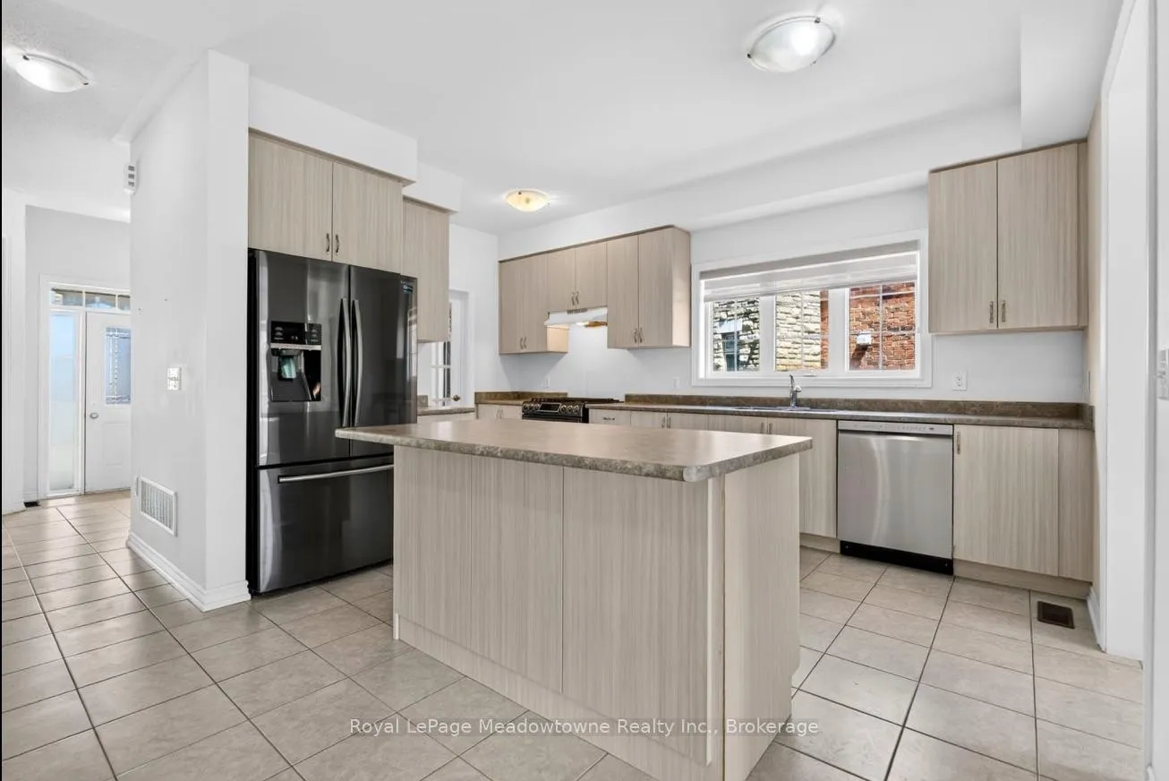 Photo 18 of 158 Etheridge Avenue, Milton, Ford — HOMEH