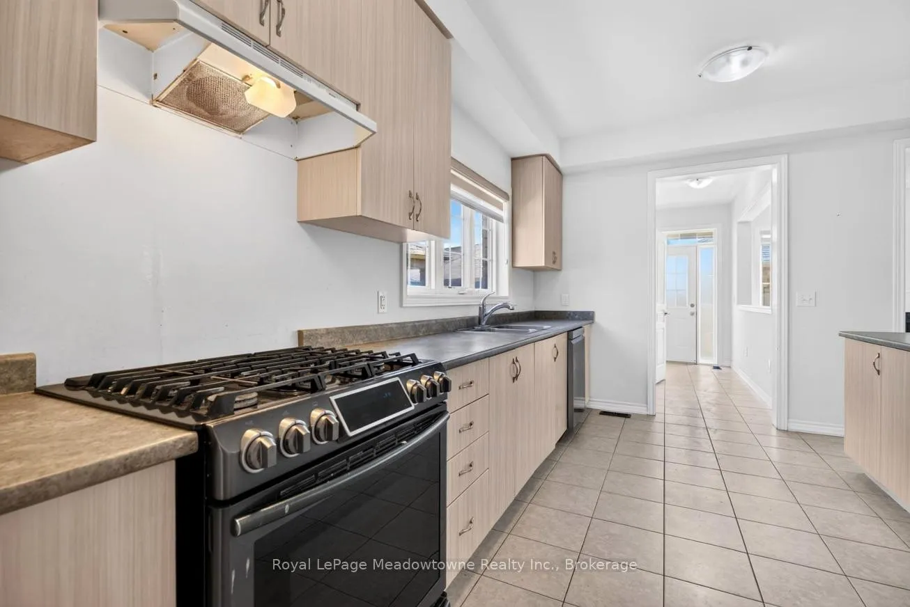 Photo 20 of 158 Etheridge Avenue, Milton, Ford — HOMEH