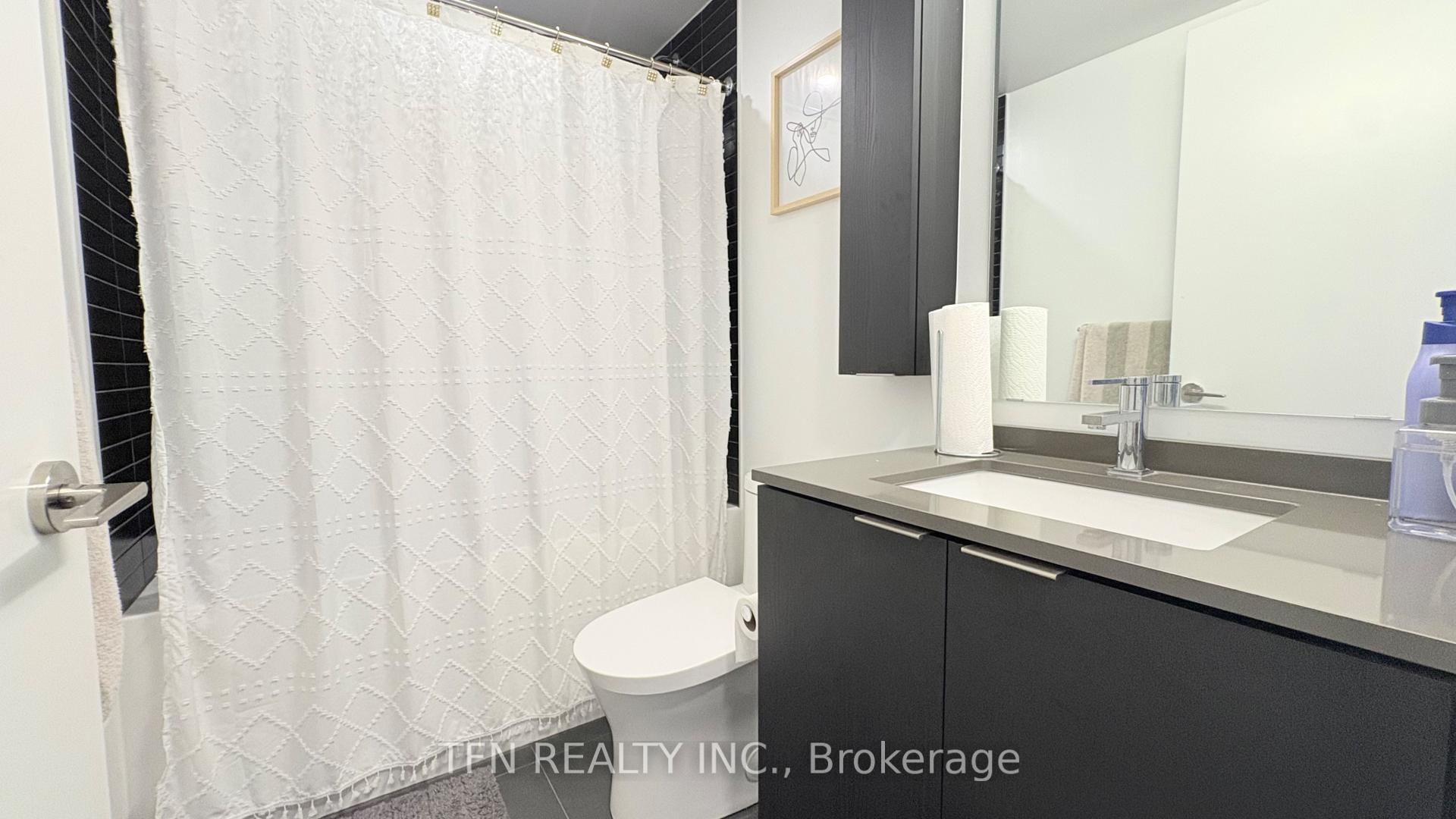 Photo 8 of Unit 1611, 86 Dundas Street E, Mississauga, Cooksville — HOMEH