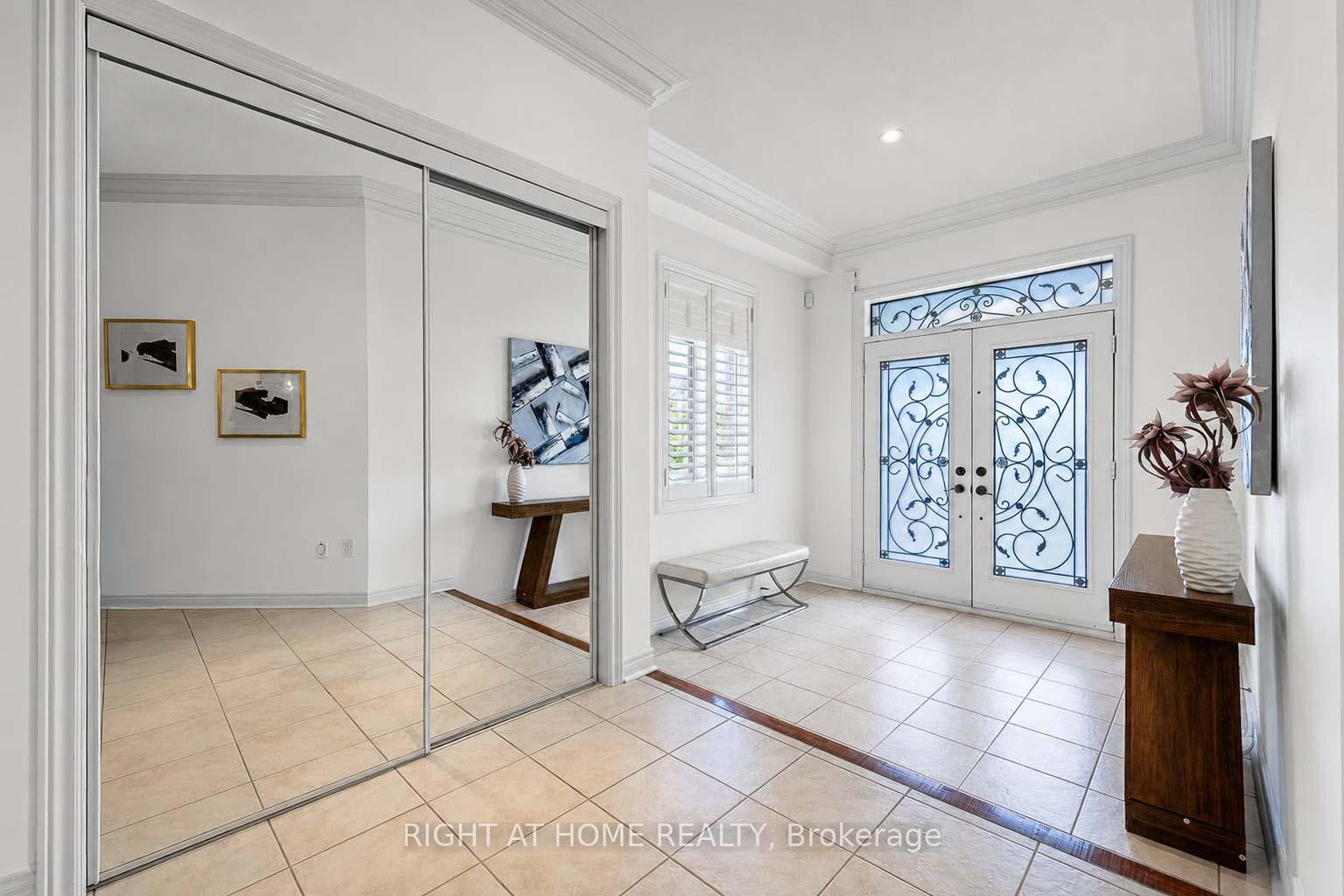 Photo 5 of 26 Ravel Drive, Vaughan, Patterson — HOMEH