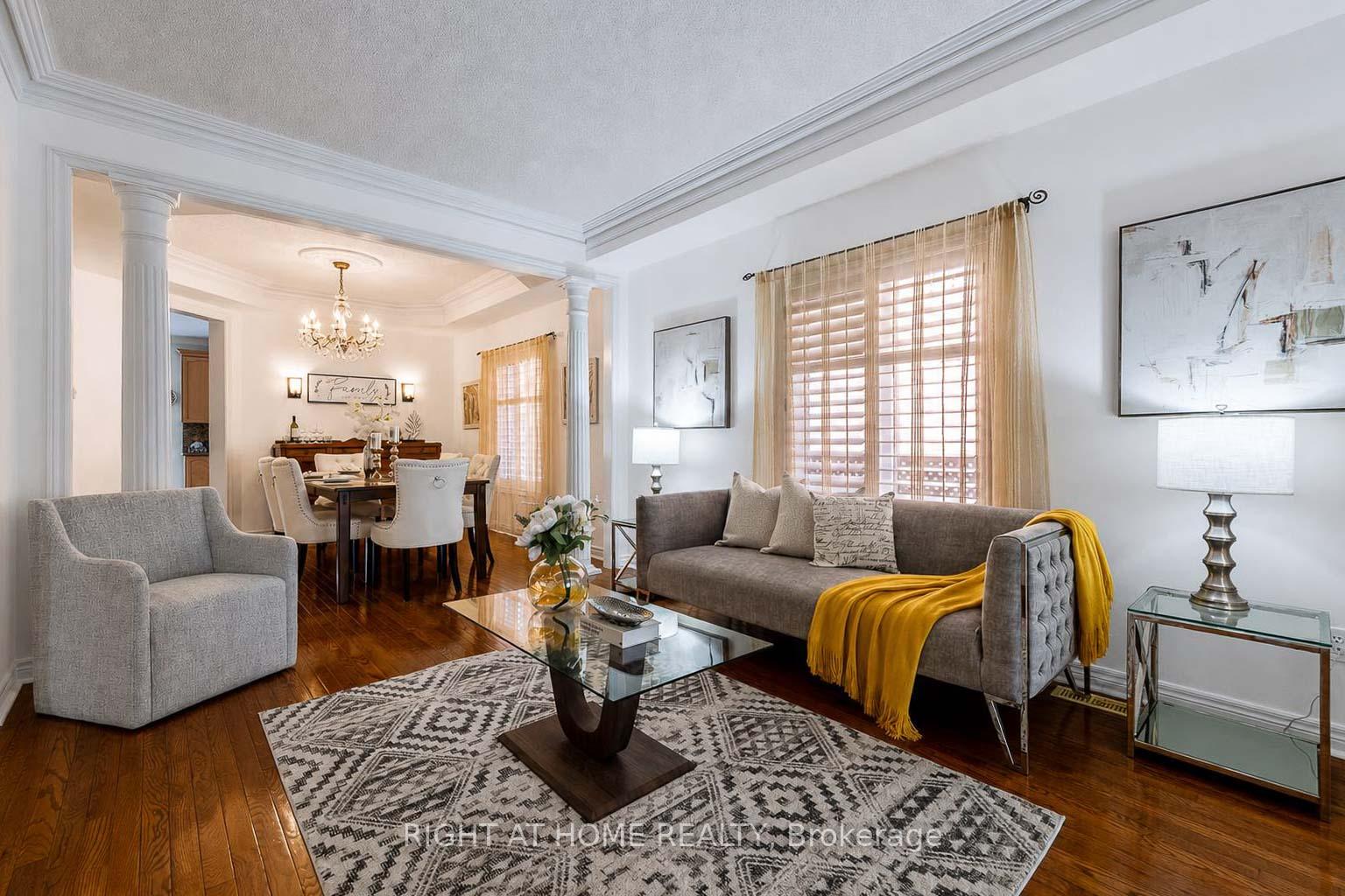 Photo 6 of 26 Ravel Drive, Vaughan, Patterson — HOMEH