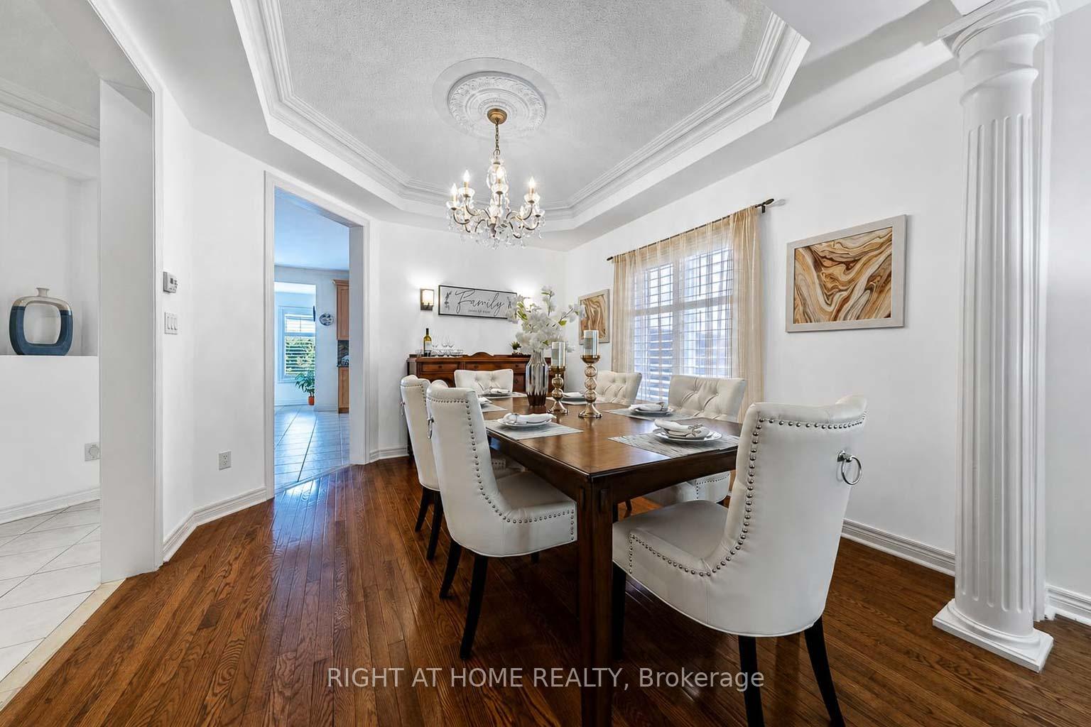 Photo 10 of 26 Ravel Drive, Vaughan, Patterson — HOMEH