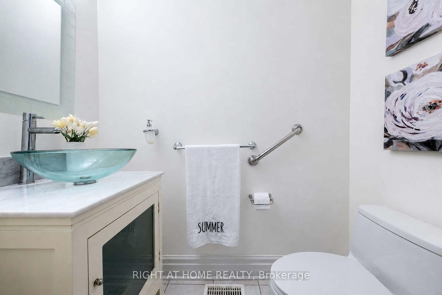 Photo 24 of 26 Ravel Drive, Vaughan, Patterson — HOMEH