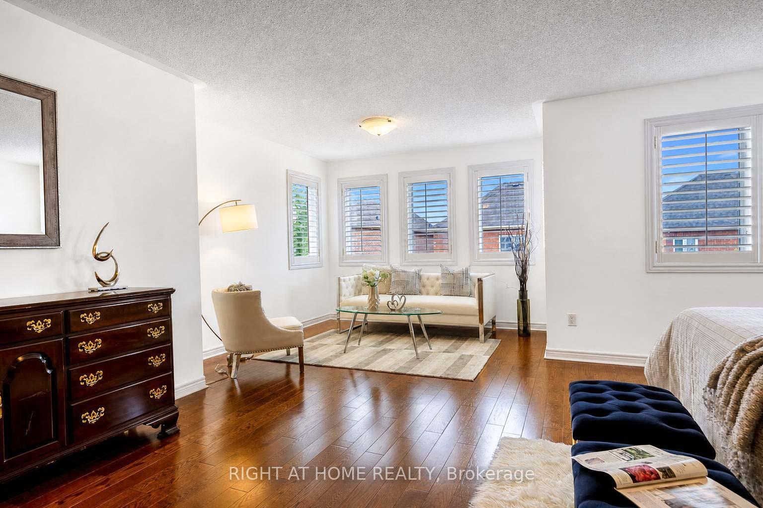 Photo 28 of 26 Ravel Drive, Vaughan, Patterson — HOMEH