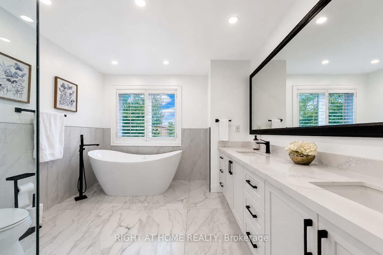 Photo 30 of 26 Ravel Drive, Vaughan, Patterson — HOMEH