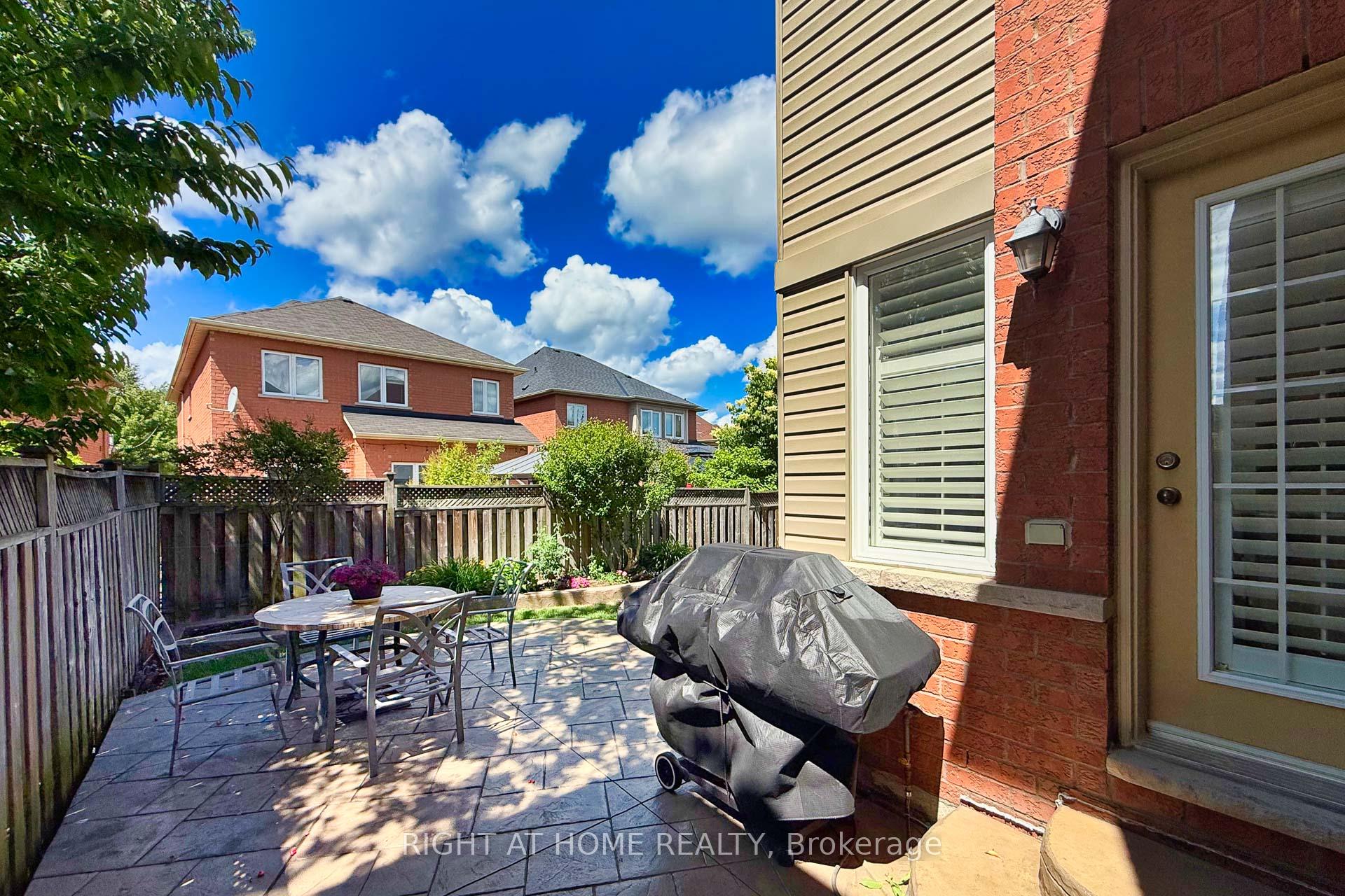 Photo 45 of 26 Ravel Drive, Vaughan, Patterson — HOMEH