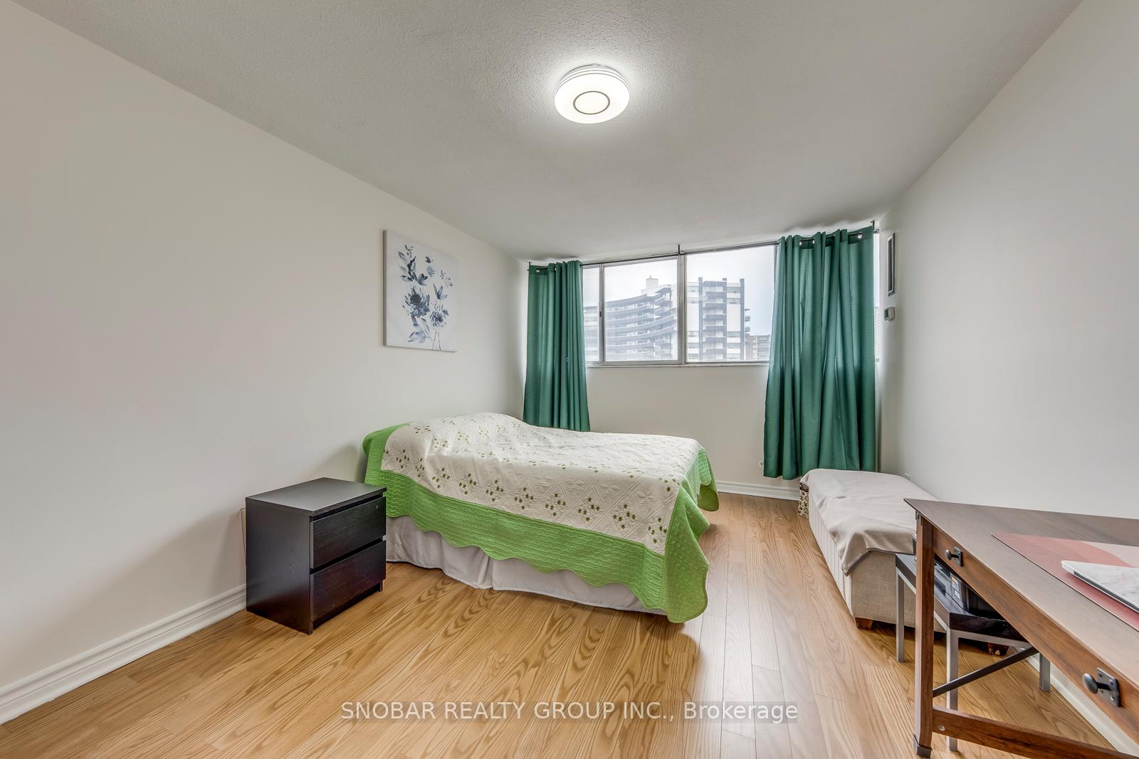 Photo 14 of Unit 810, 11 Wincott Drive, Etobicoke, Kingsview Village-The Westway — HOMEH