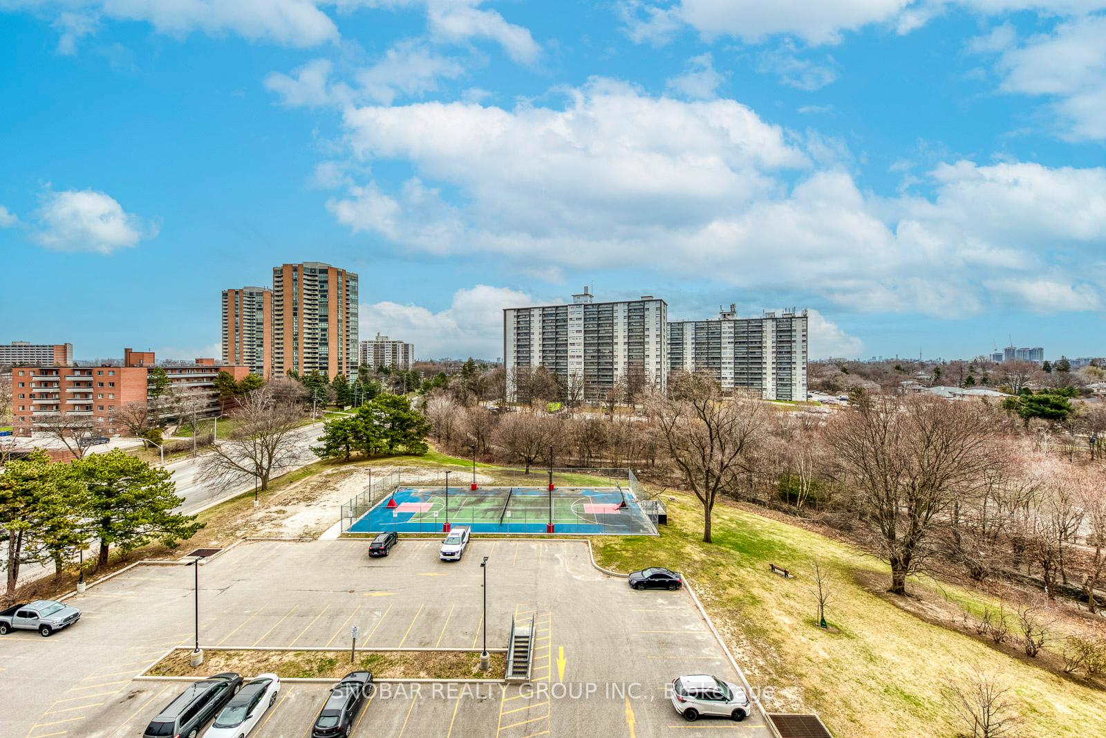 Photo 18 of Unit 810, 11 Wincott Drive, Etobicoke, Kingsview Village-The Westway — HOMEH