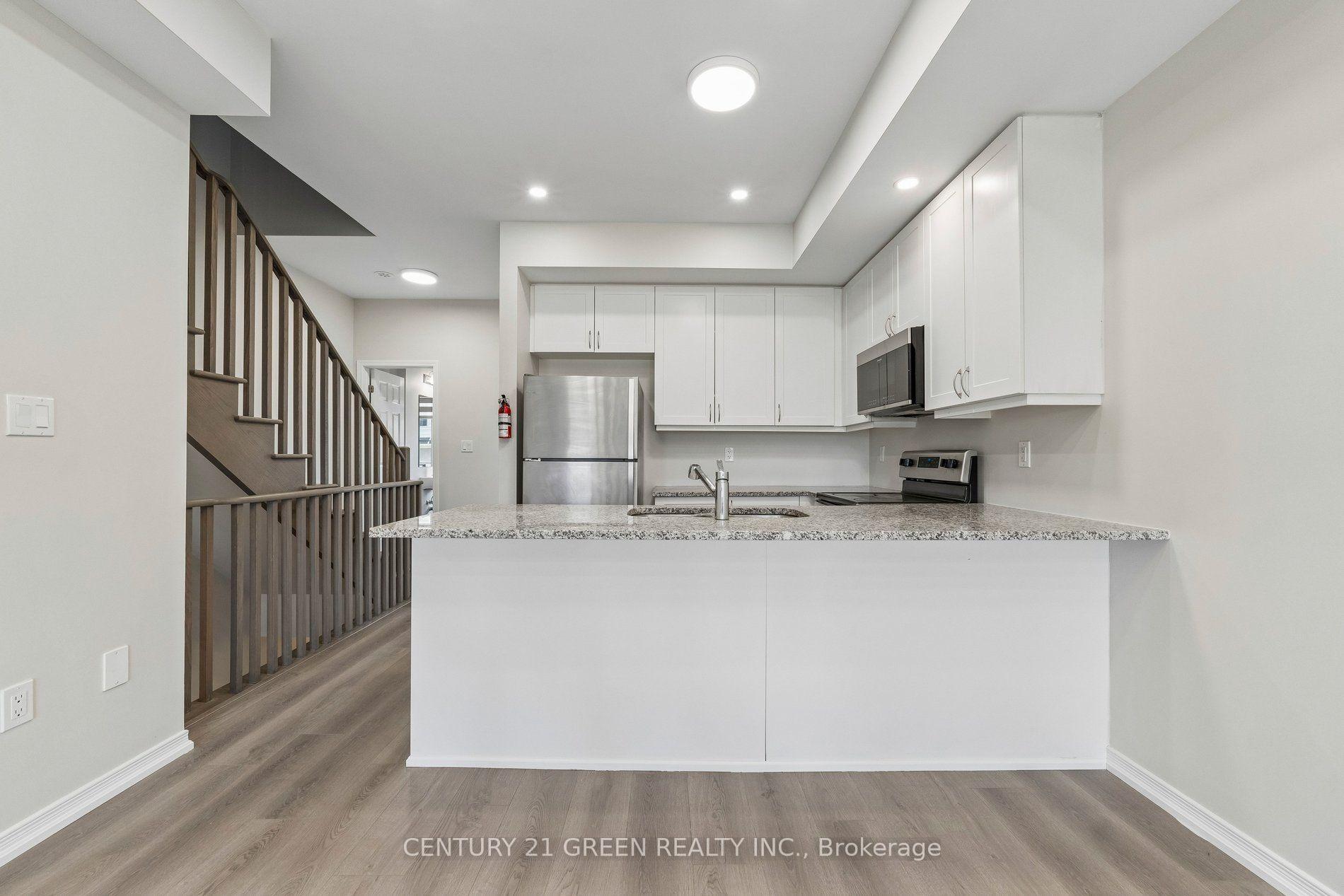 Photo 19 of 223 Danzatore Path, Oshawa, Windfields — HOMEH