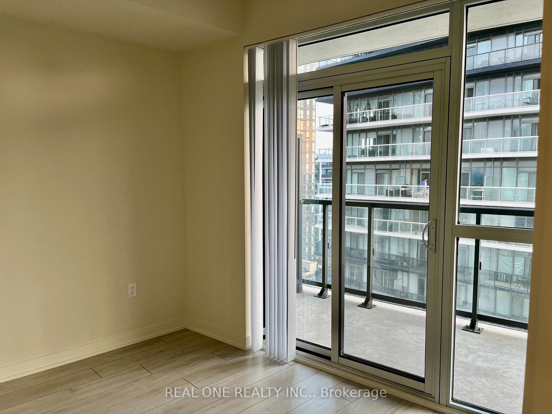 Photo 7 of Unit 1706, 38 Annie Craig Drive, Etobicoke, Mimico — HOMEH