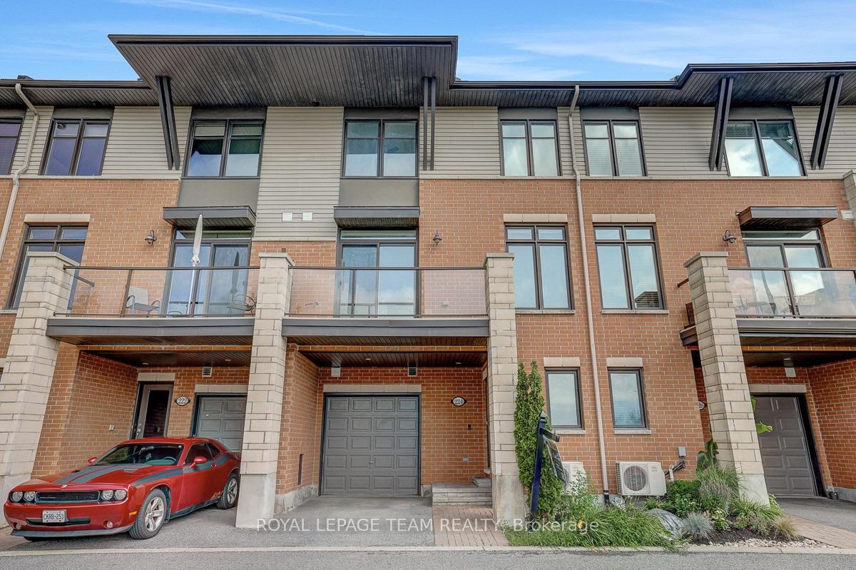Front of 224 Chaperal Private