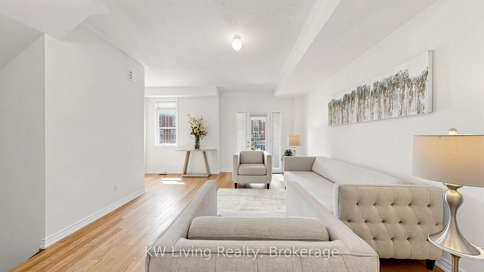 Photo 4 of Unit 303, 2540 William Jackson Drive, Pickering, Duffin Heights — HOMEH