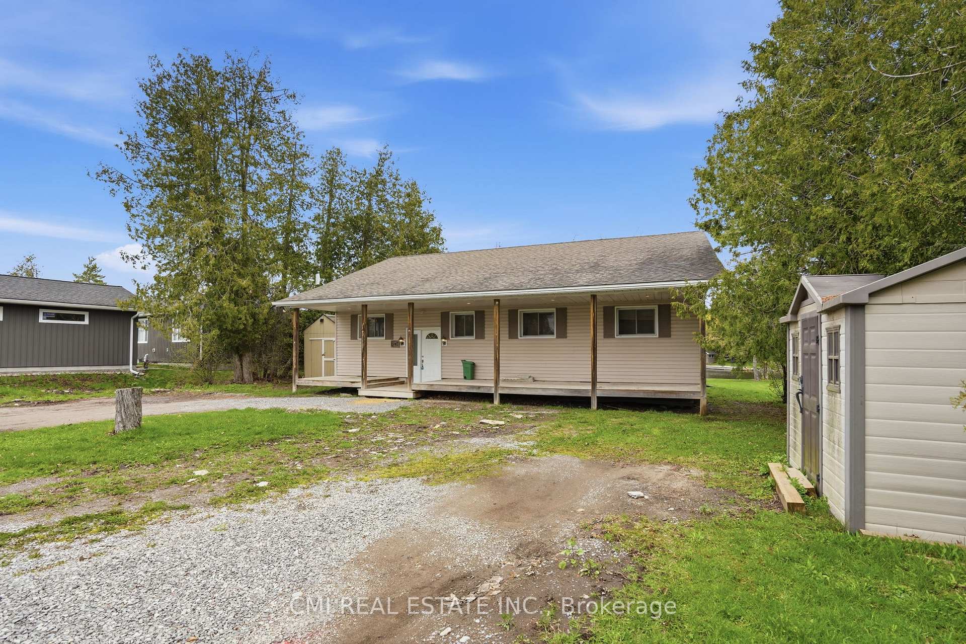 Photo 3 of 28 River Drive, Kawartha Lakes, Fenelon Falls — HOMEH