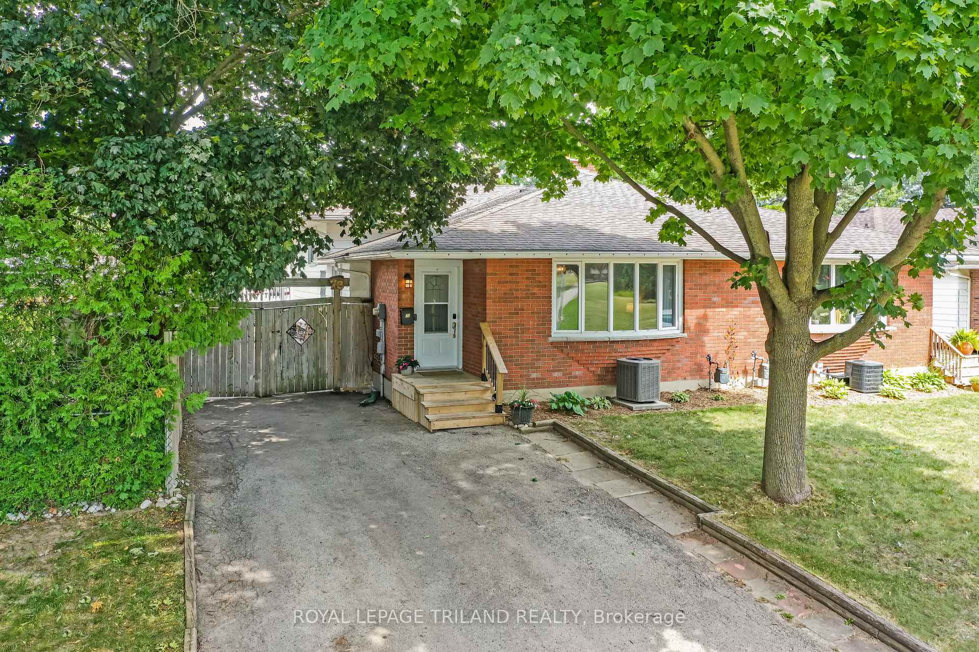 Front of 73 Genevive Place