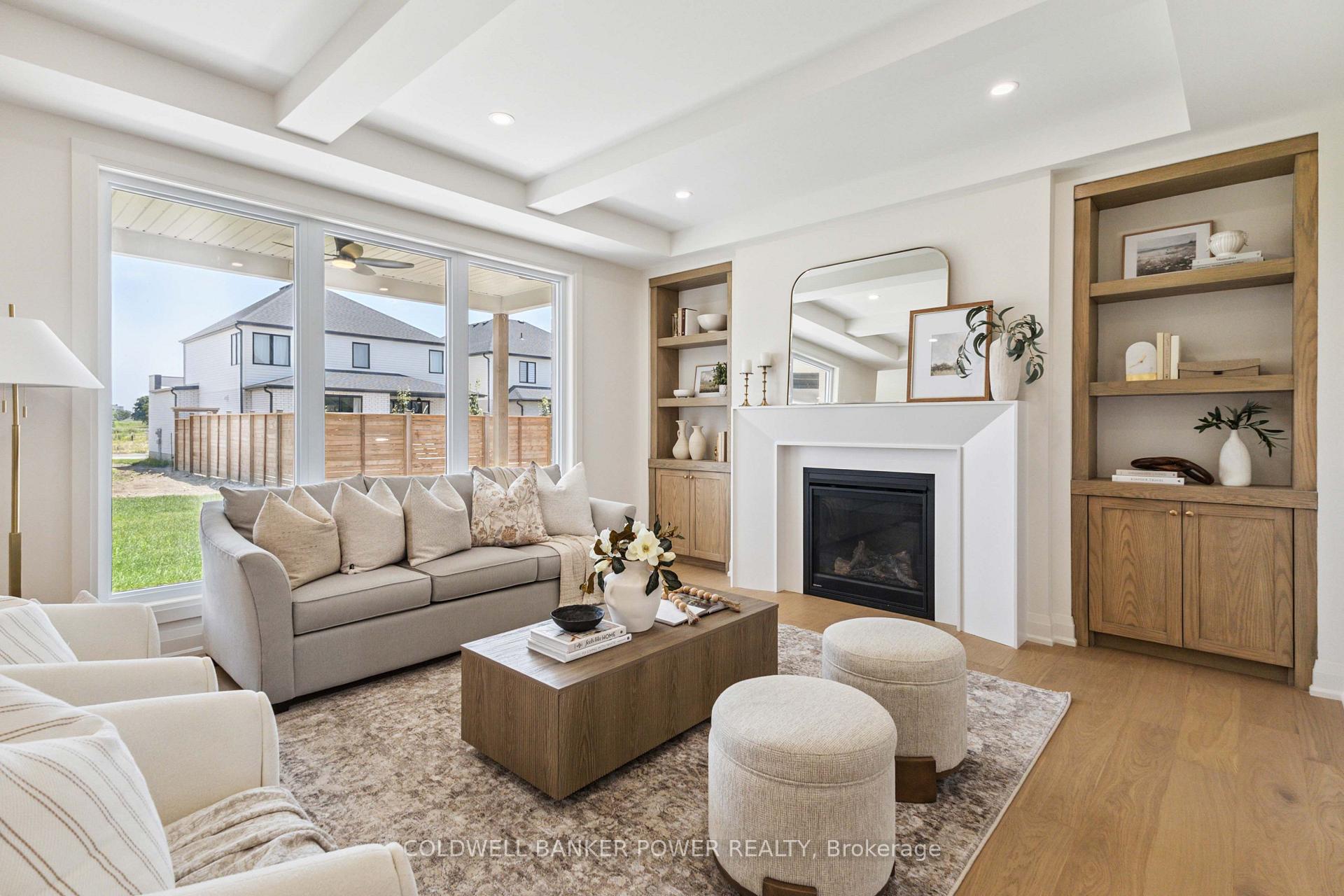 Photo 2 of 6341 Jack England Drive, London, South V — HOMEH