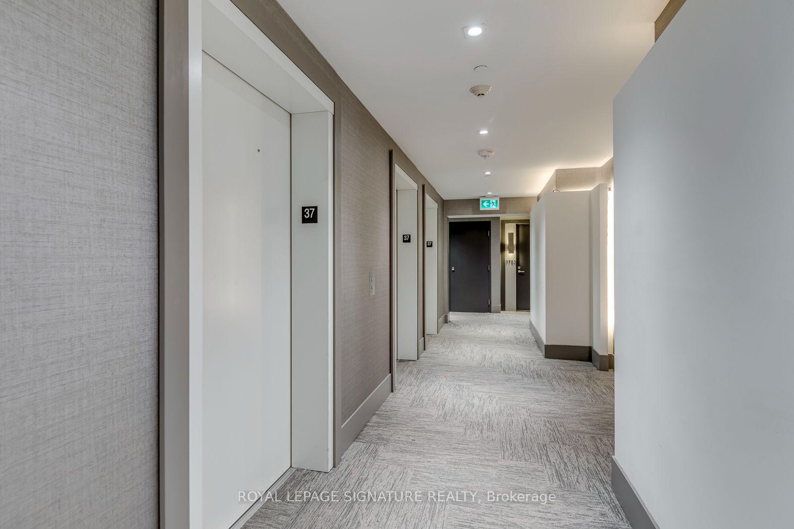 Photo 6 of Unit 3707, 2916 Highway 7 Road, Vaughan, Concord — HOMEH