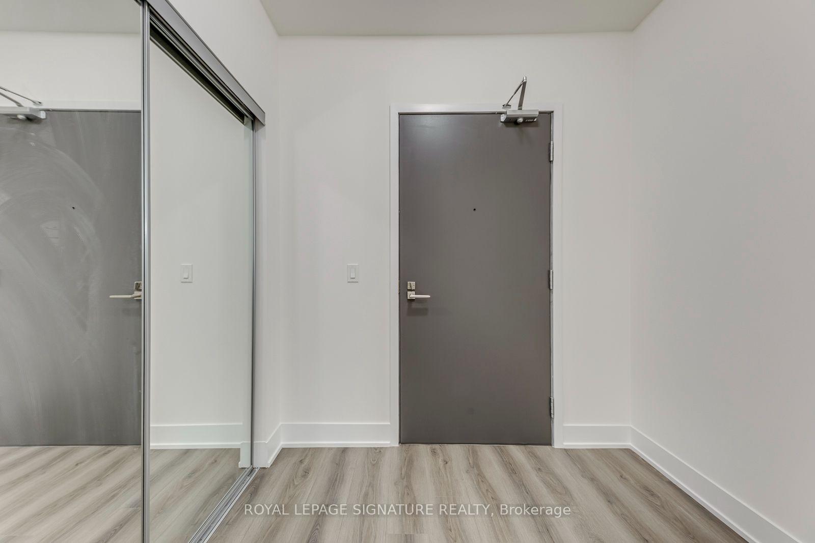Photo 8 of Unit 3707, 2916 Highway 7 Road, Vaughan, Concord — HOMEH