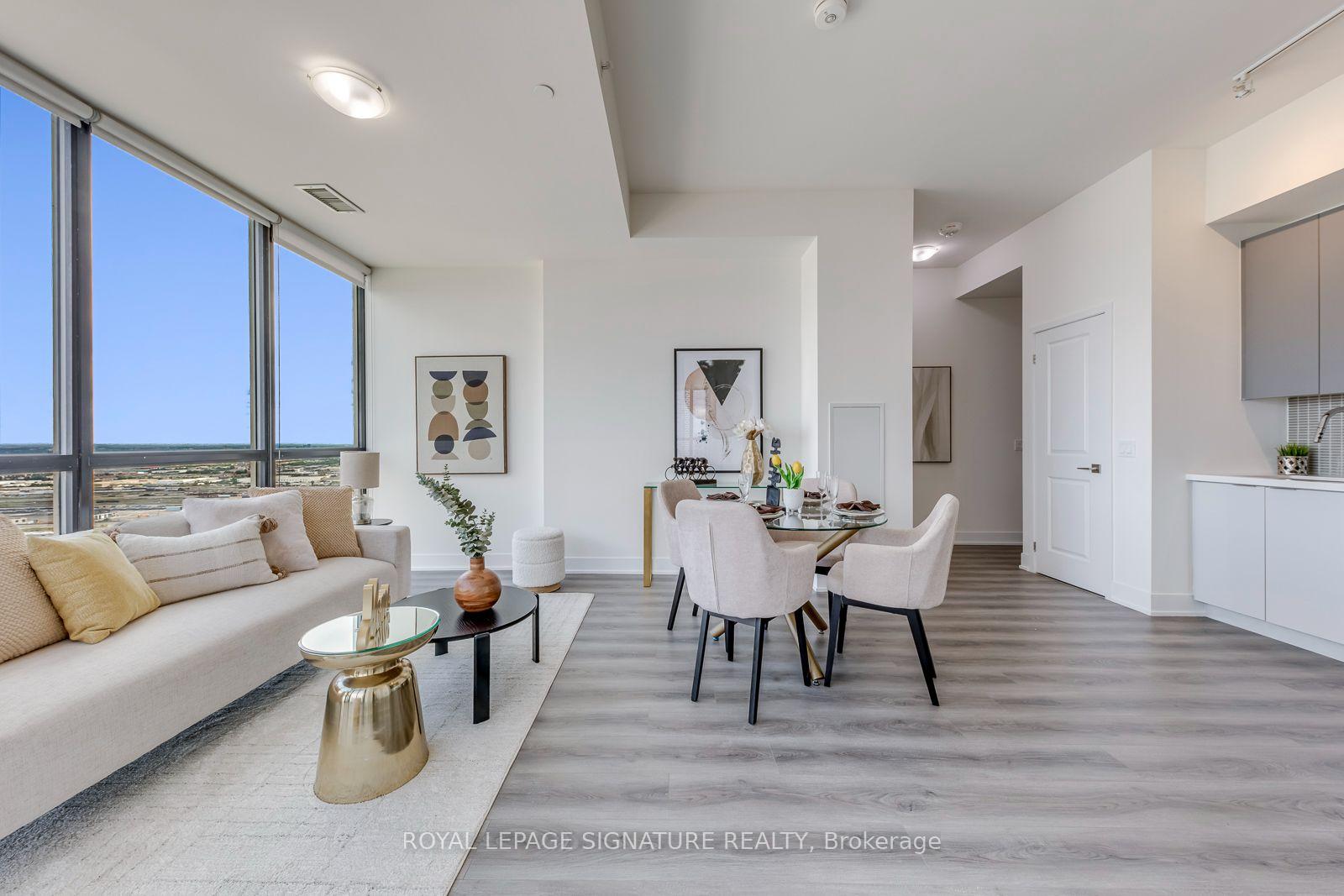 Photo 10 of Unit 3707, 2916 Highway 7 Road, Vaughan, Concord — HOMEH