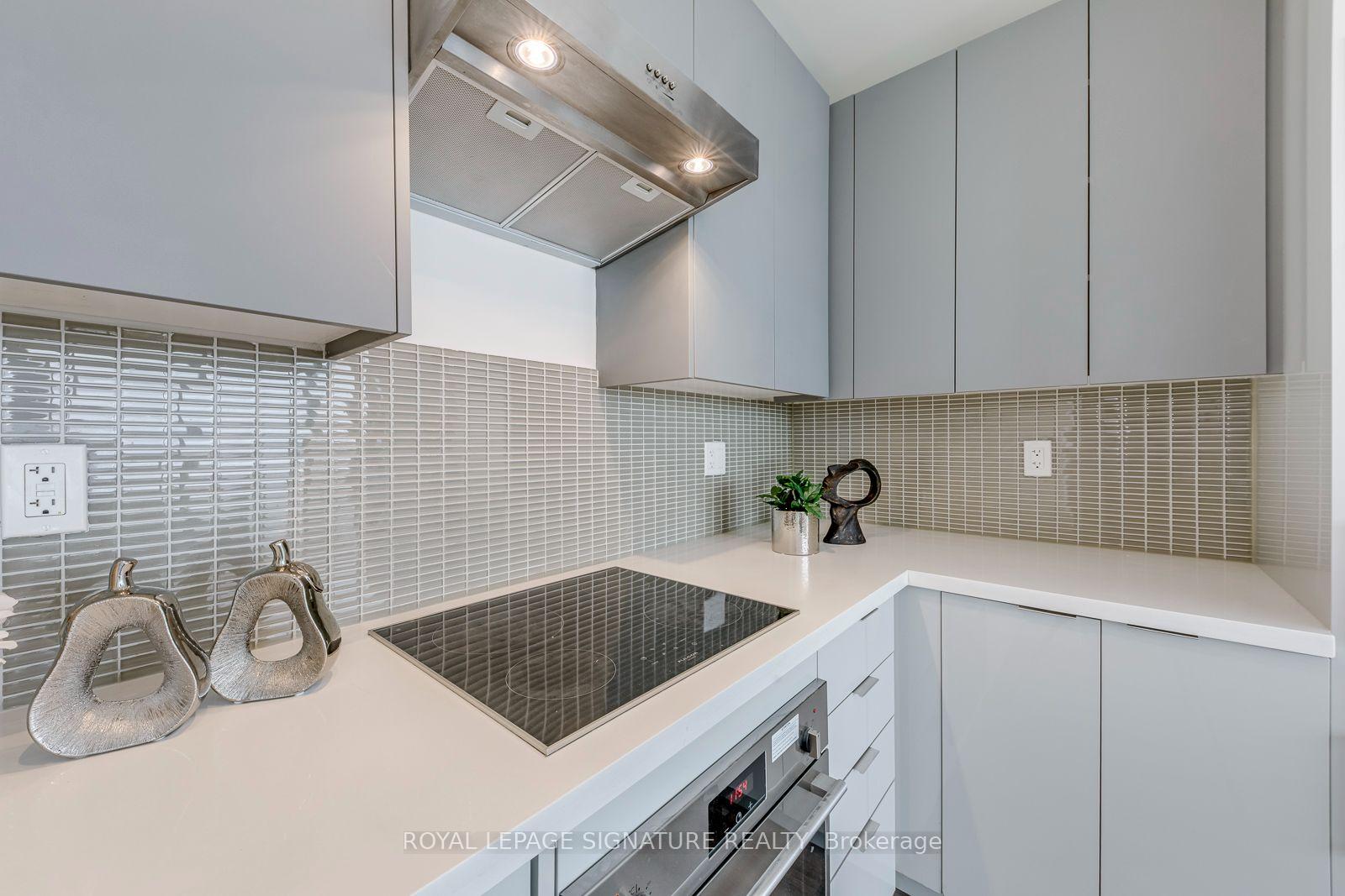 Photo 14 of Unit 3707, 2916 Highway 7 Road, Vaughan, Concord — HOMEH