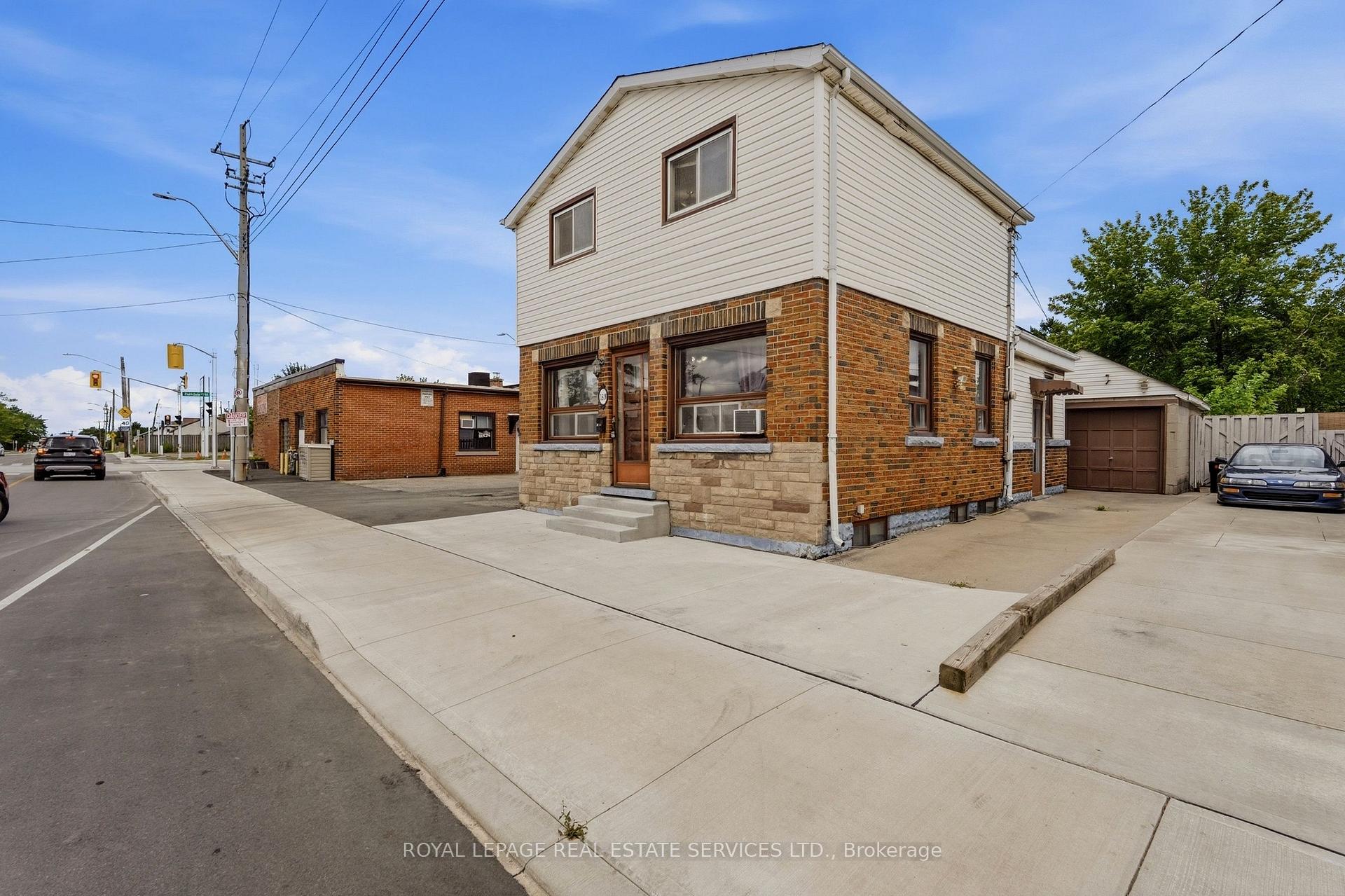 Photo 4 of 1819 Main Street E, Hamilton, McQuesten — HOMEH