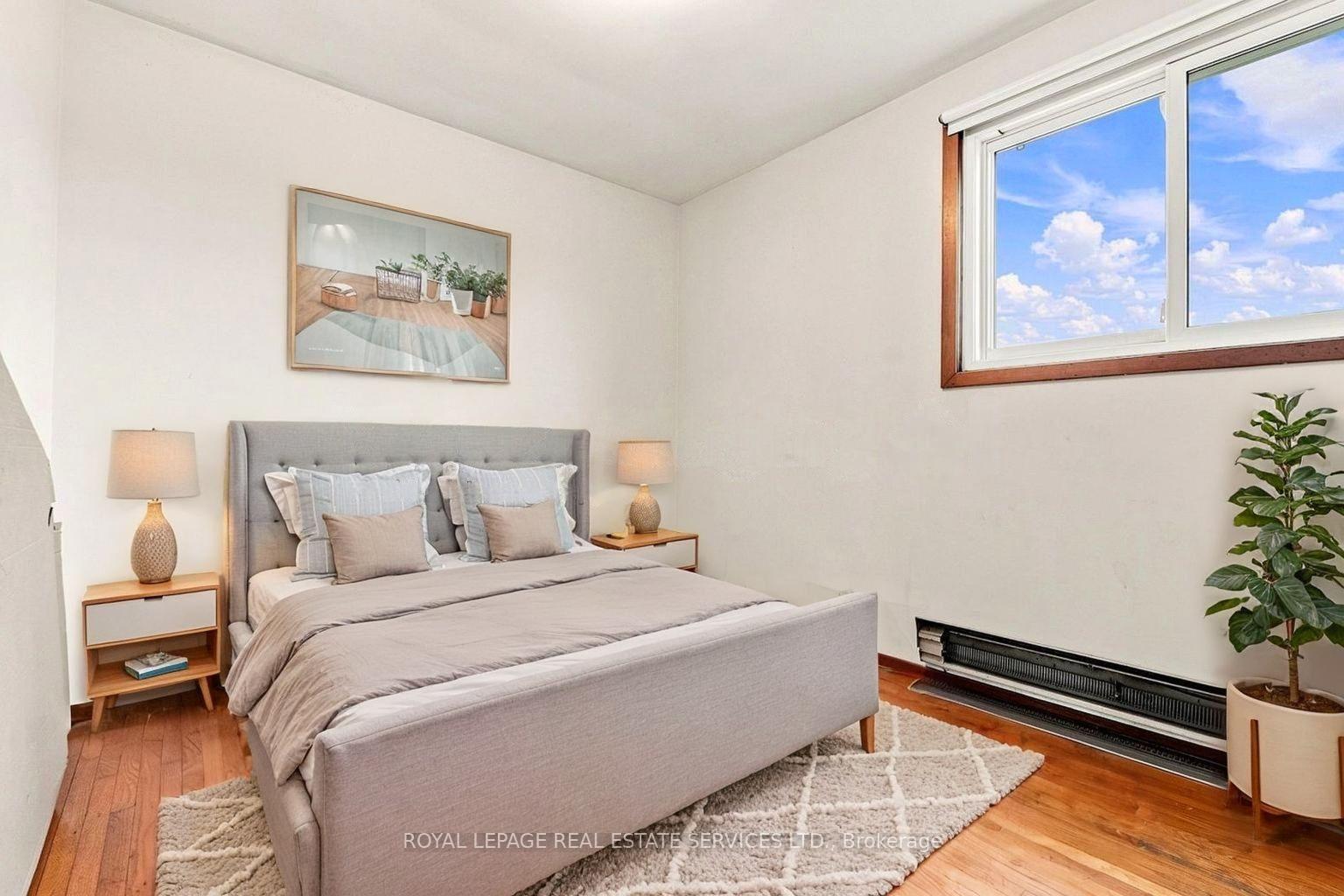 Photo 24 of 1819 Main Street E, Hamilton, McQuesten — HOMEH
