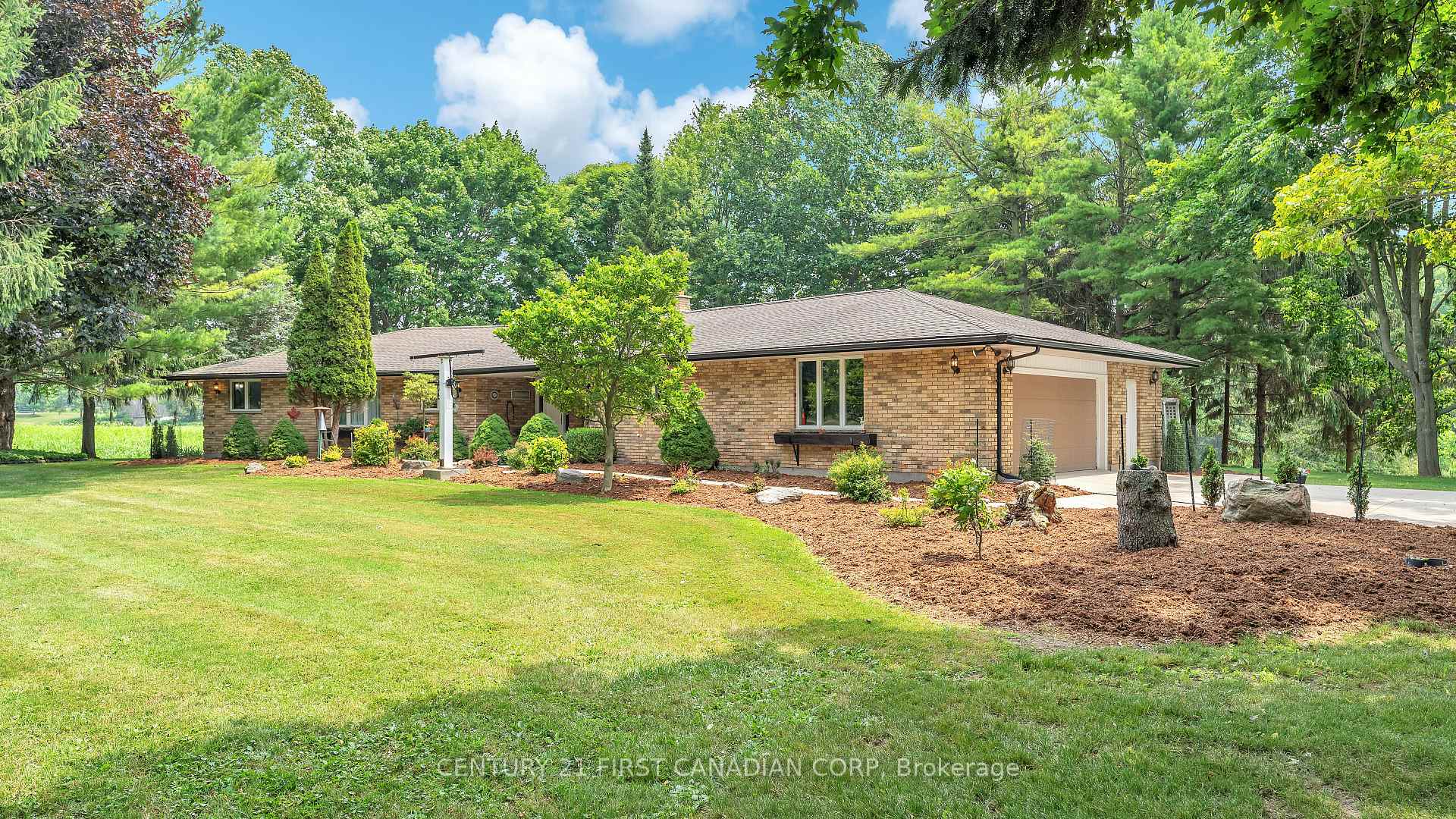 Photo 3 of 29159 Lakeview Line, Dutton/Dunwich, Rural Dutton/Dunwich — HOMEH